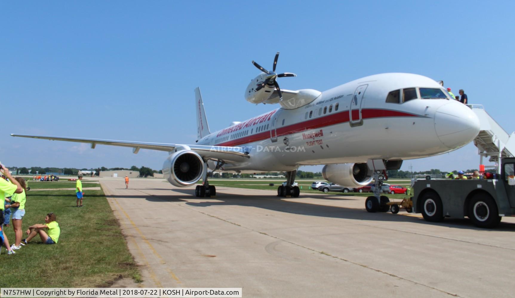 N757HW, 1982 Boeing 757-225 C/N 22194, EAA OSH 2018