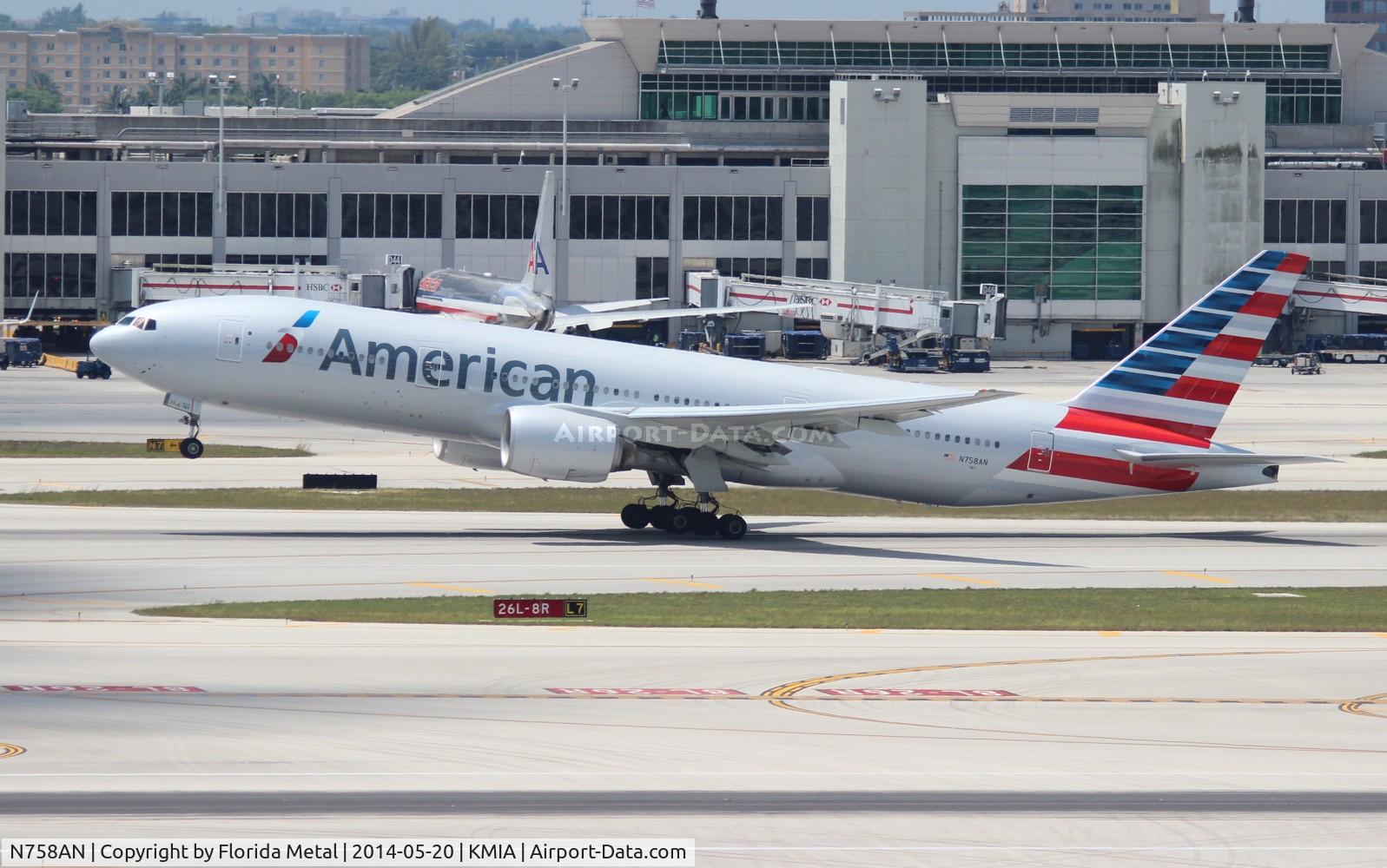 N758AN, 2001 Boeing 777-223 C/N 32637, MIA spotting 2014