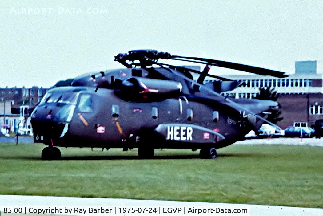85 00, Sikorsky (VFW-Fokker) CH-53G C/N V65-098, 85+00   Sikorsky (VFW-Fokker) CH-53G Stallion [V65-098] (West German Army) AAC Middle Wallop~G 24/07/1975