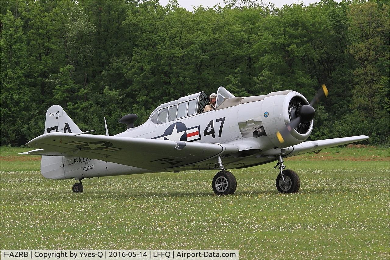 F-AZRB, North American SNJ-5 Texan Texan C/N 88-17955, North American SNJ-5 Texan, Taxiing to parking area, La Ferté-Alais airfield (LFFQ) Airshow 2016
