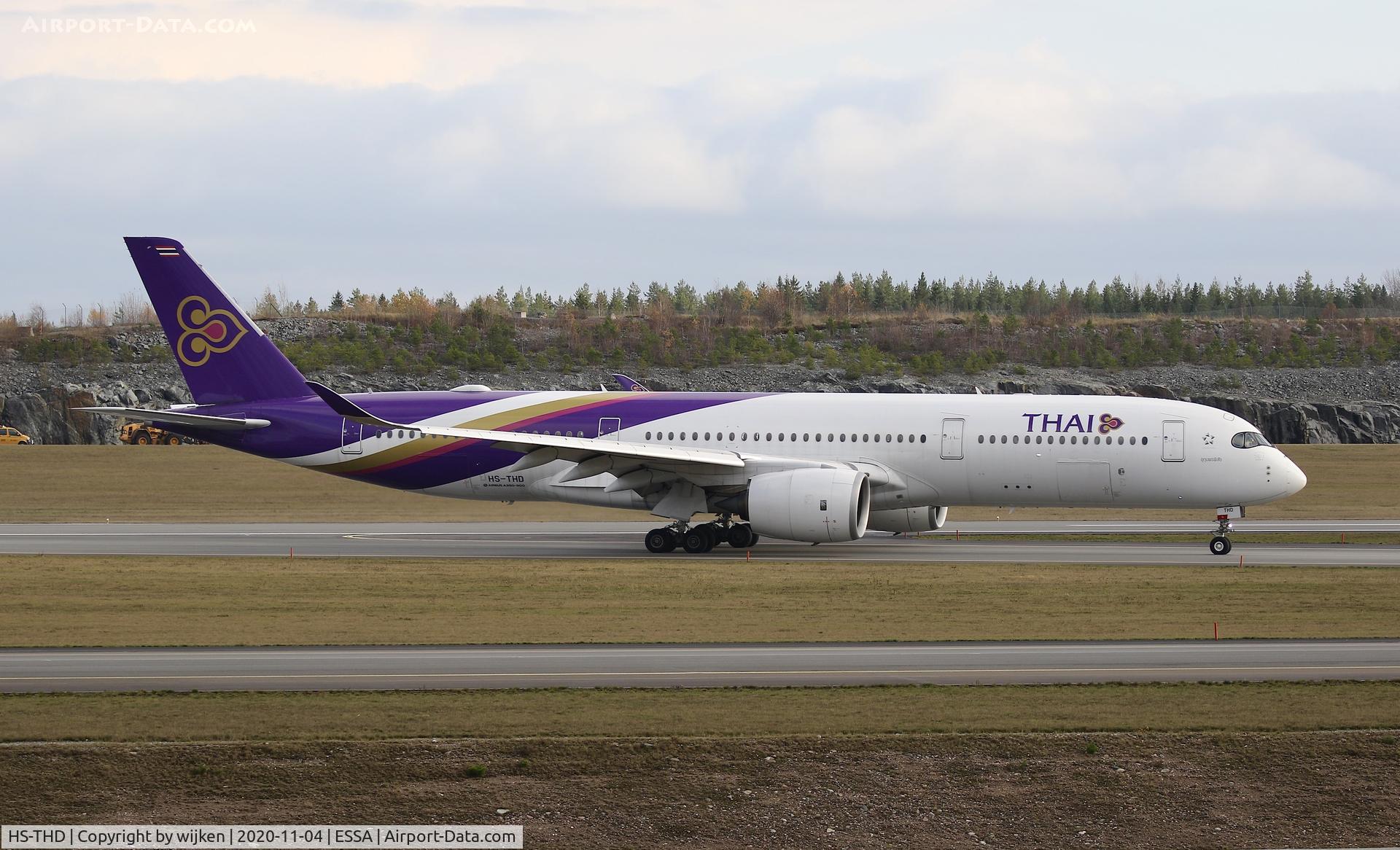 HS-THD, 2016 Airbus A350-941 C/N 095, RWY 19L