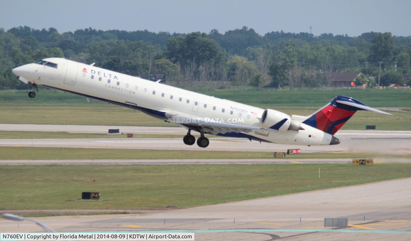 N760EV, 2005 Bombardier CRJ-701ER (CL-600-2C10) Regional Jet C/N 10212, DTW spotting 2014