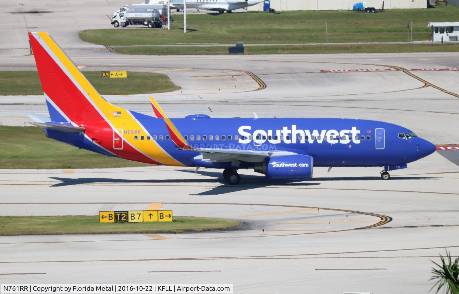 N761RR, 2000 Boeing 737-7H4 C/N 27875, FLL spotting 2016