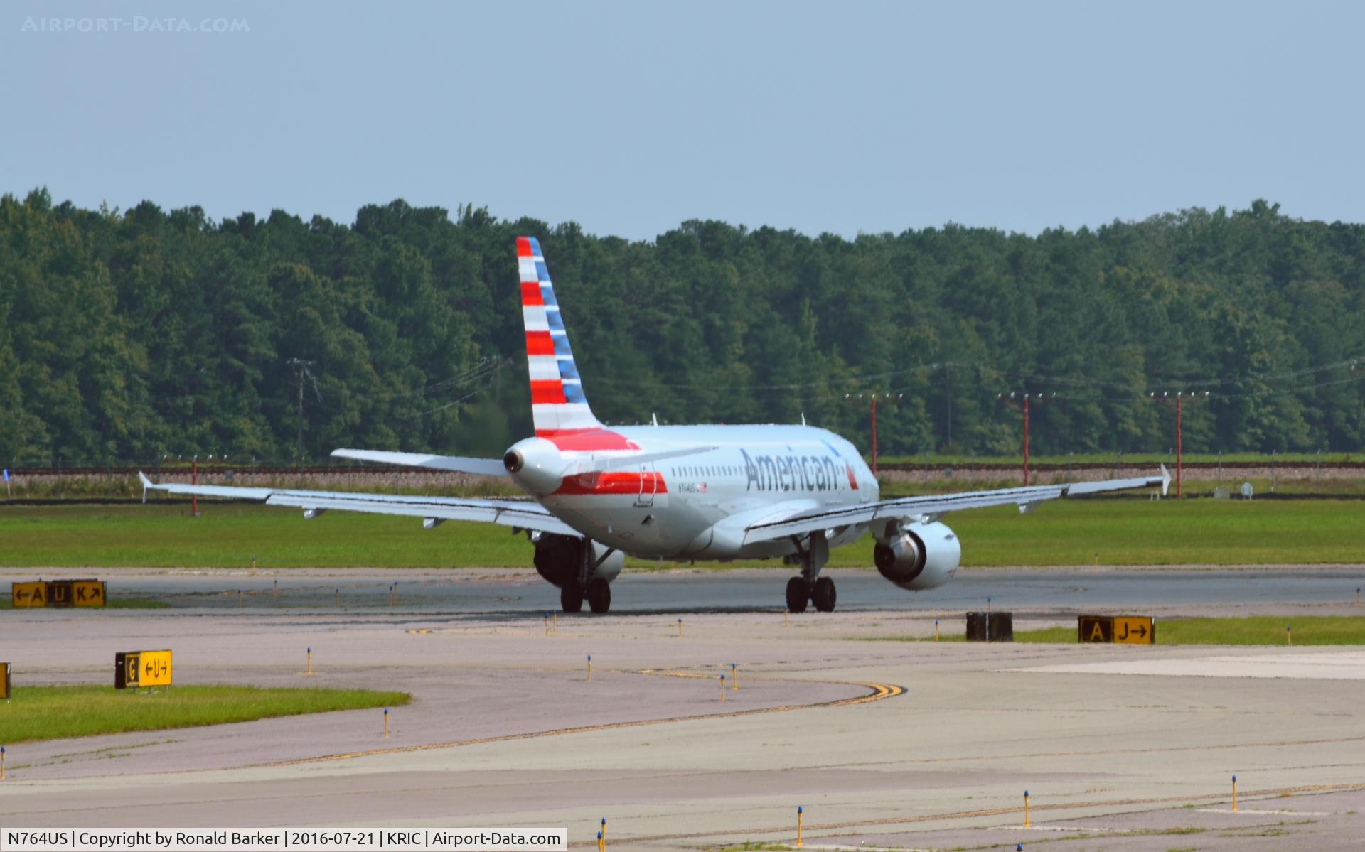 N764US, 2000 Airbus A319-112 C/N 1369, Taxi Richmond