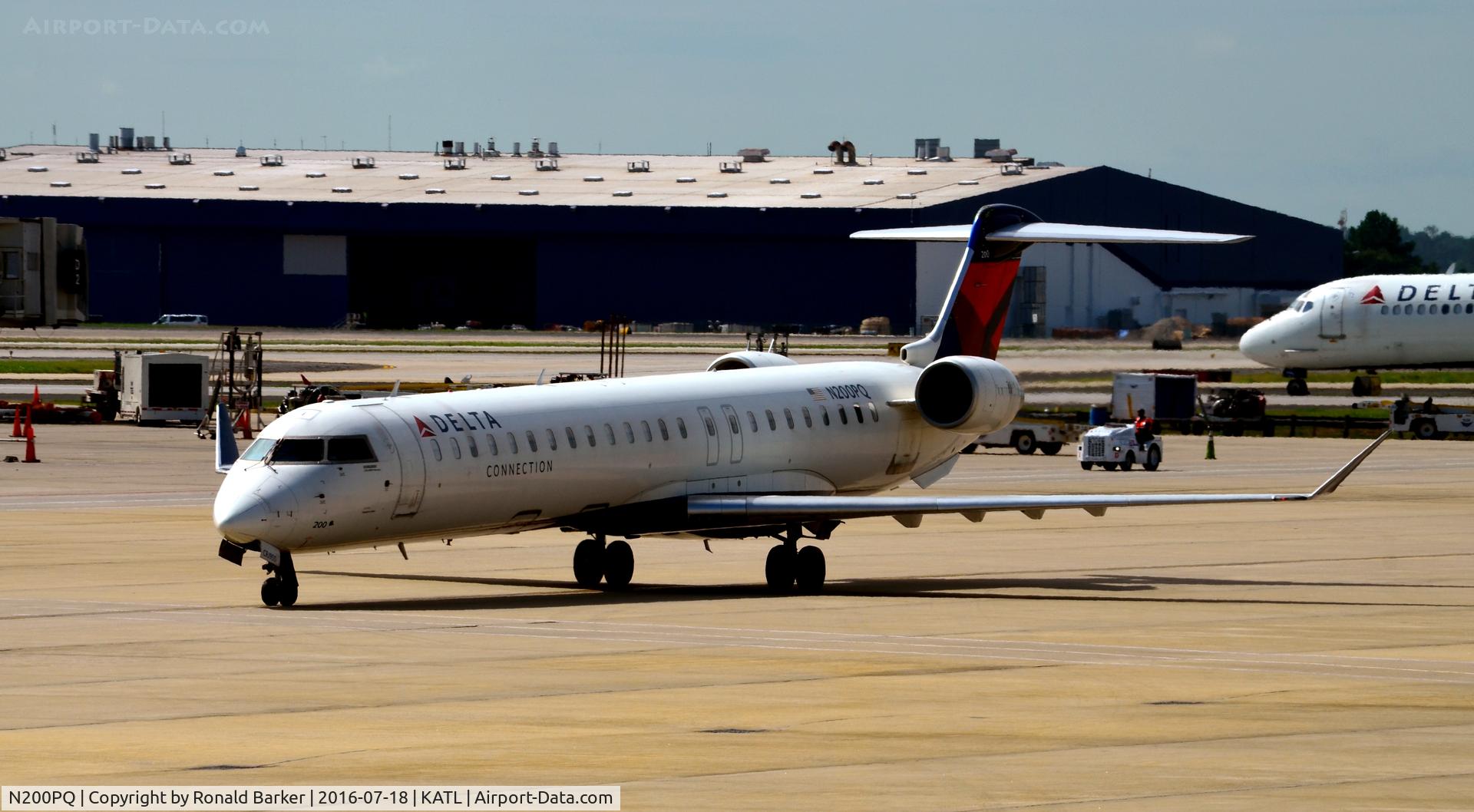 N200PQ, 2008 Bombardier CRJ-900ER (CL-600-2D24) C/N 15200, Taxi Atlanta