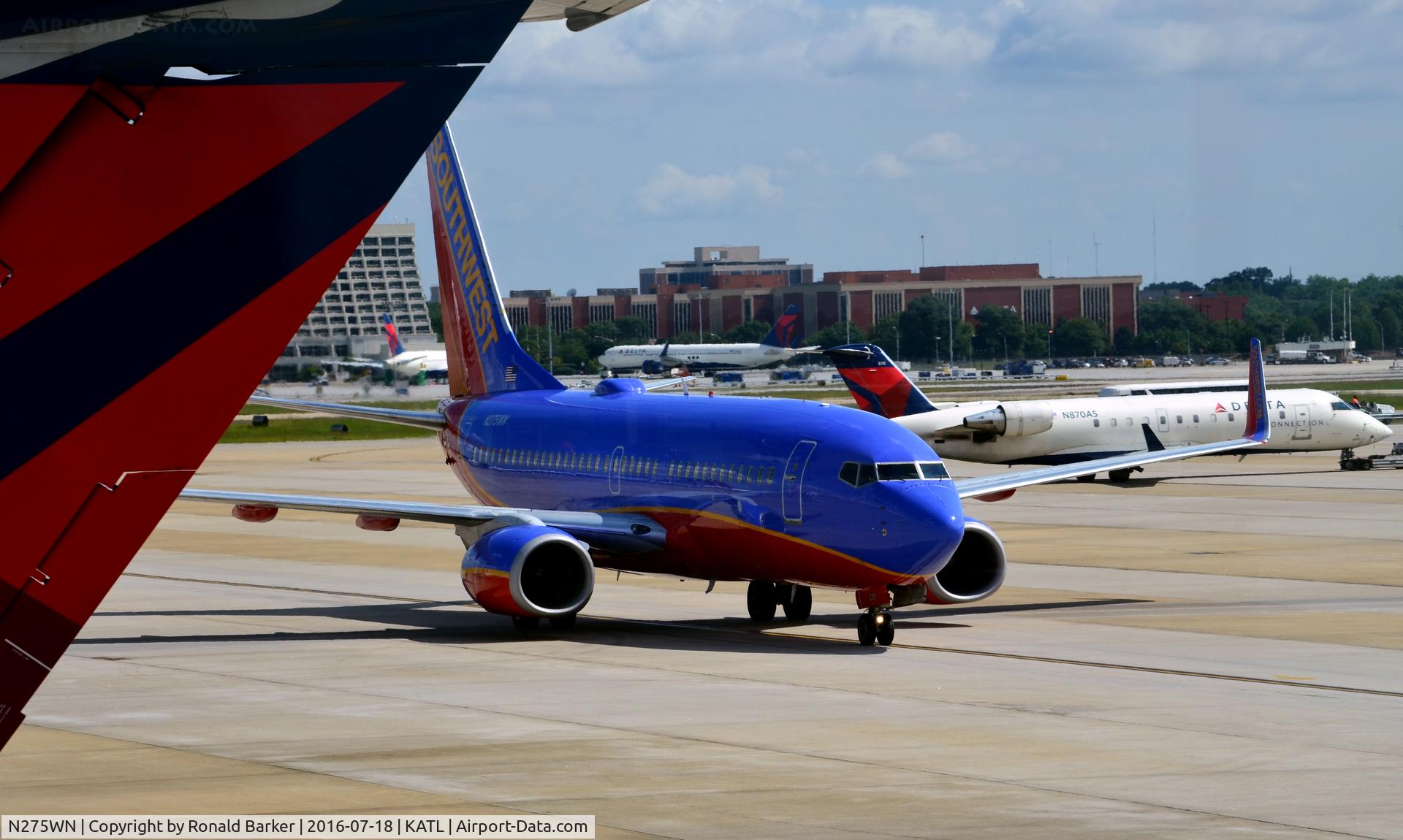 N275WN, 2007 Boeing 737-7H4 C/N 36153, Taxi Atlanta