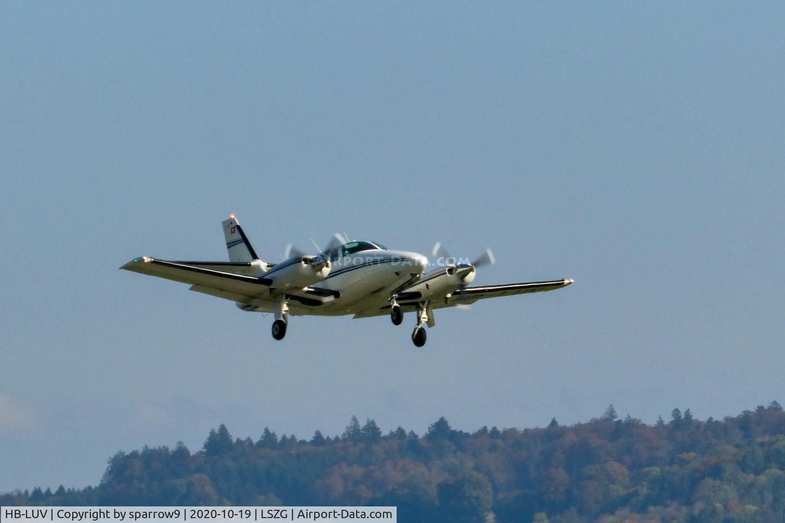 HB-LUV, 1981 Cessna T303 Crusader C/N T30300058, Departing runway 24 Grenchen.
