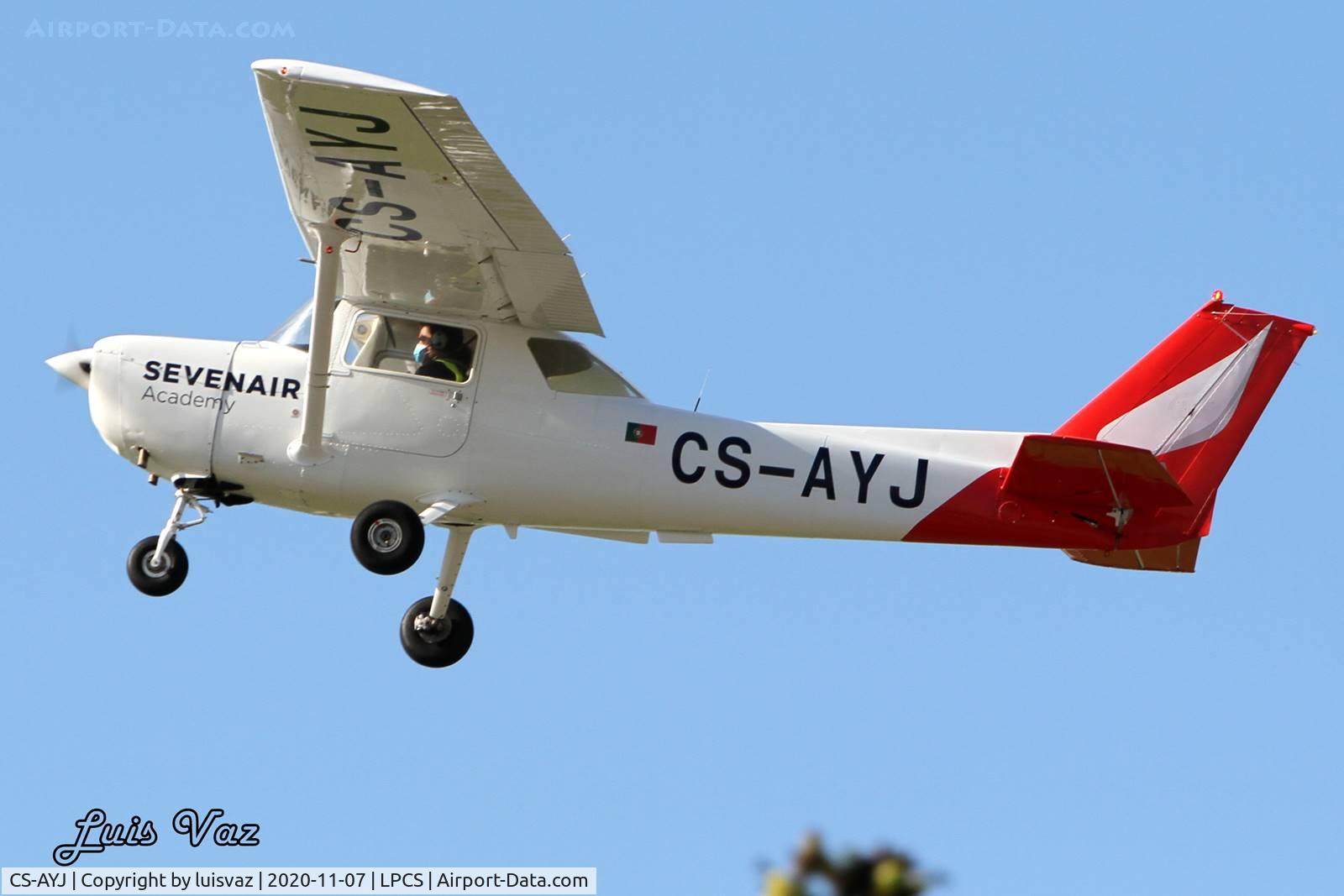 CS-AYJ, 1973 Cessna 150L C/N 916, pilot training