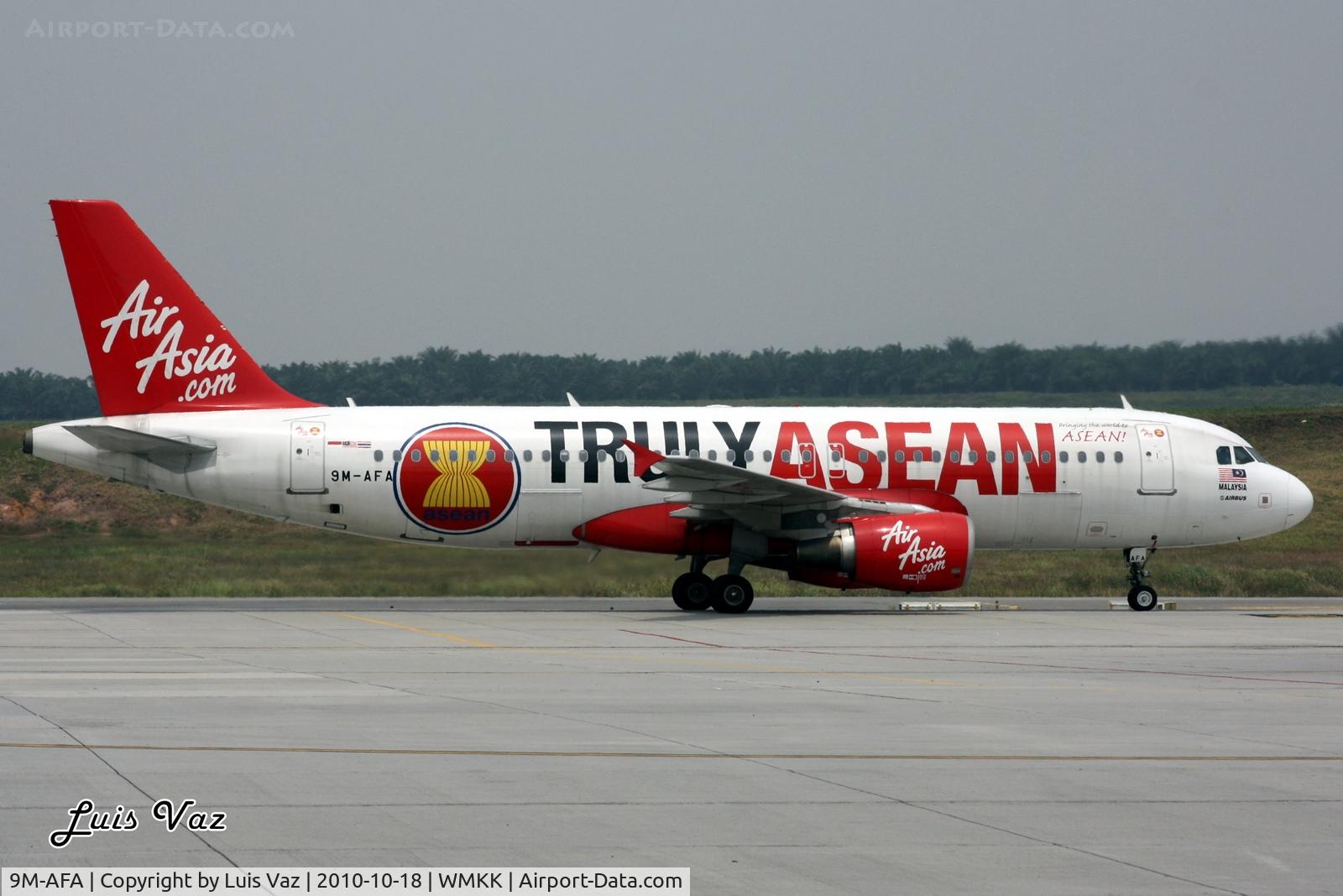 9M-AFA, 2005 Airbus A320-214 C/N 2612, Special decoration