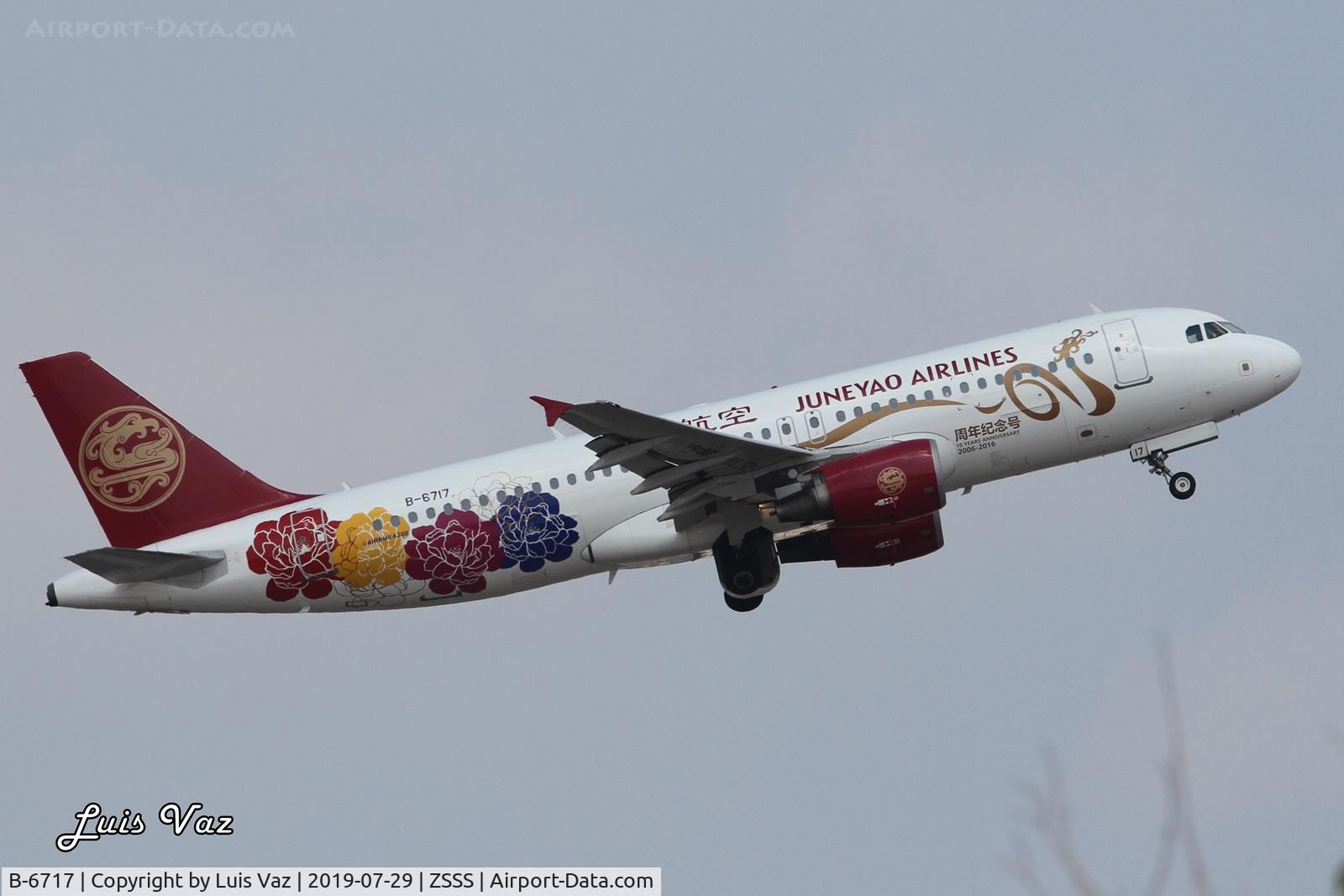 B-6717, 2010 Airbus A320-214 C/N 4401, 10 years titles