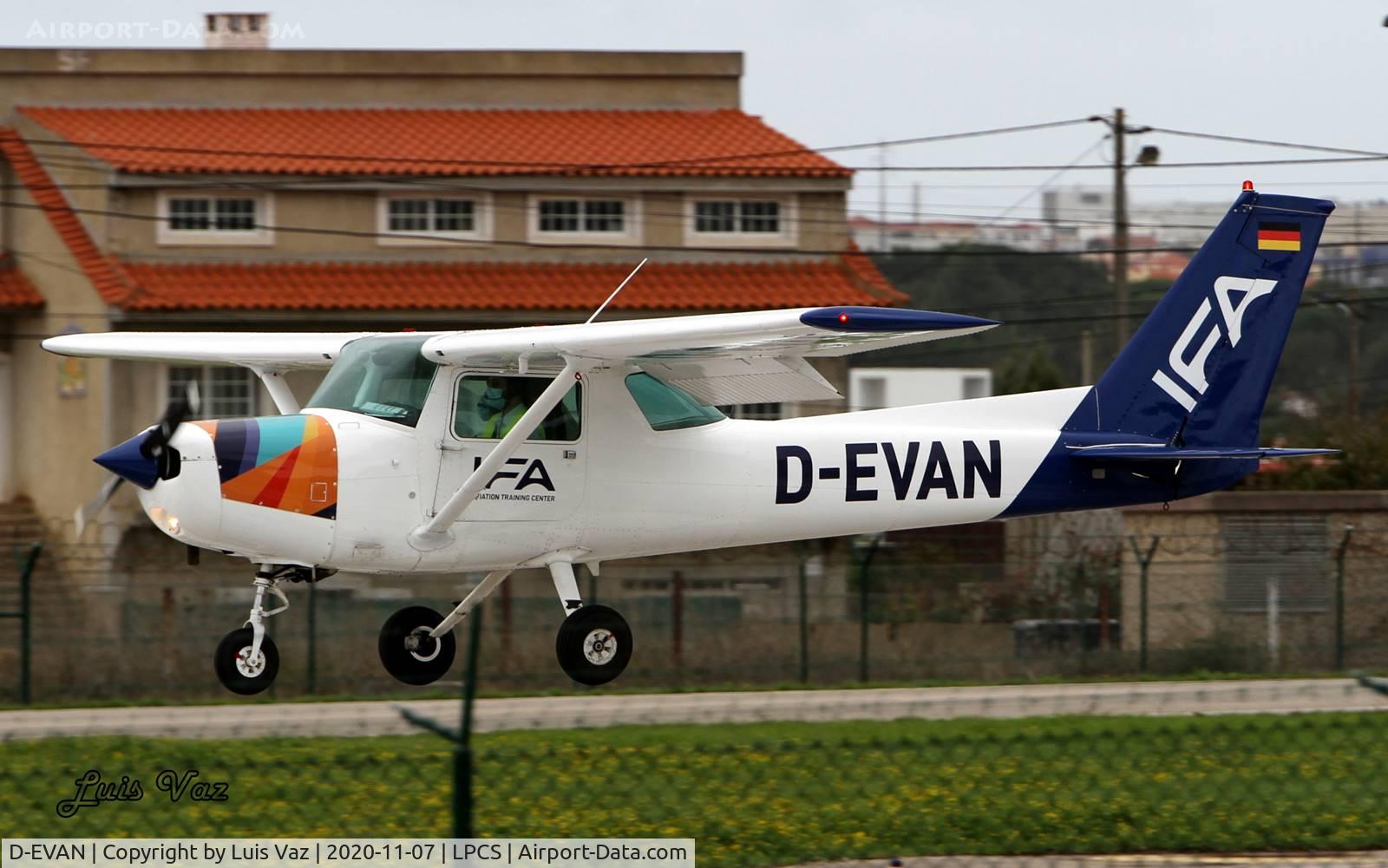 D-EVAN, Cessna 152 C/N 15284234, training pilots