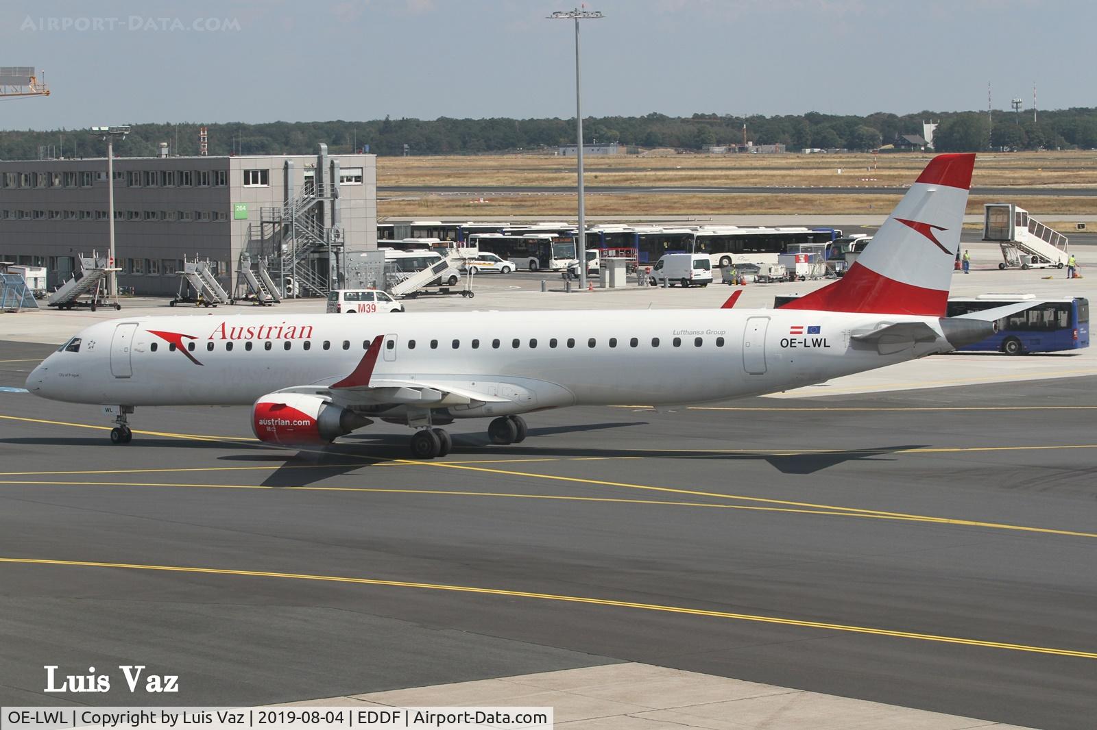 OE-LWL, 2012 Embraer 195LR (ERJ-190-200LR) C/N 19000532, Austrian