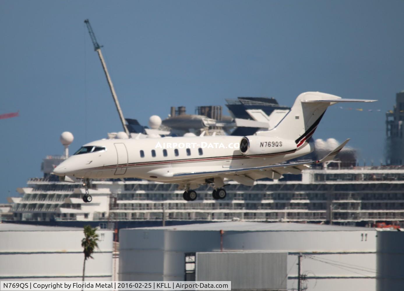 N769QS, 2015 Bombardier Challenger 350 (BD-100-1A10) C/N 20539, FLL Spotting 2016