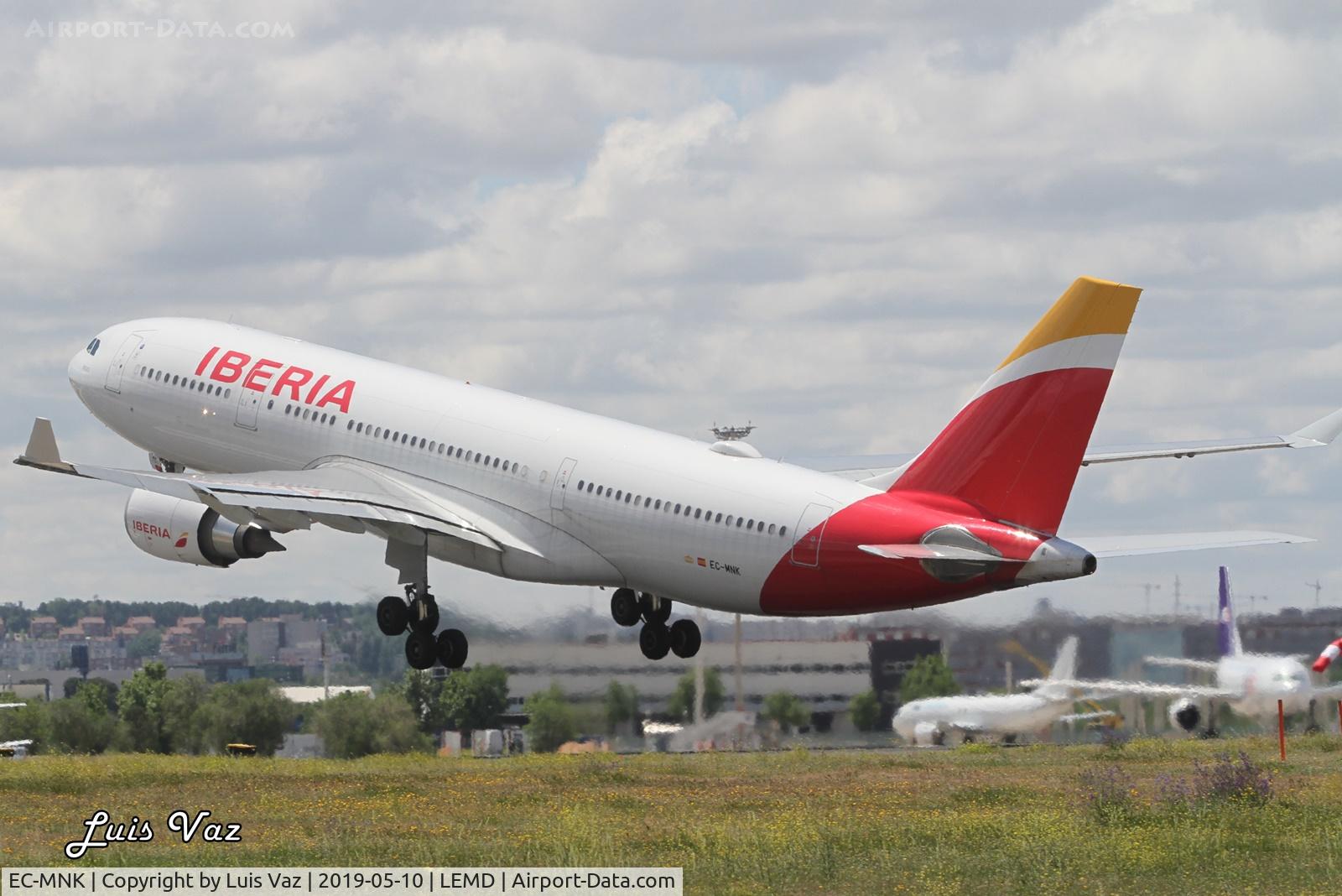 EC-MNK, 2016 Airbus A330-202 C/N 1755, Iberia