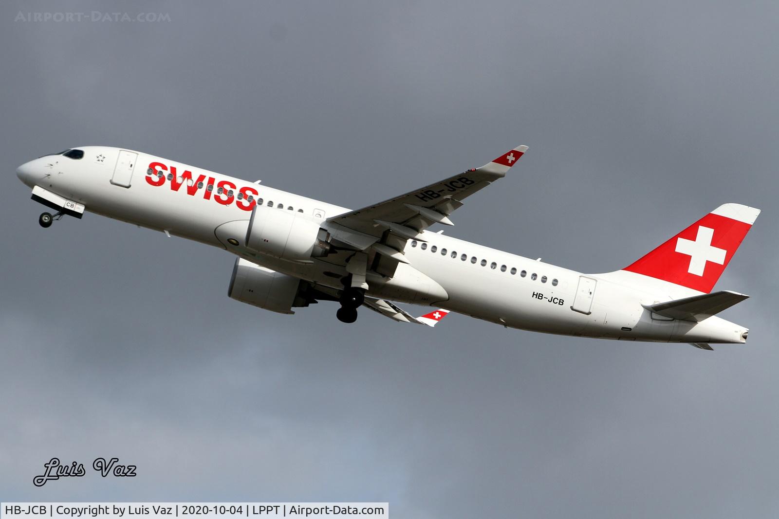 HB-JCB, 2017 Bombardier CSeries CS300 (BD-500-1A11) C/N 55011, Swiss
