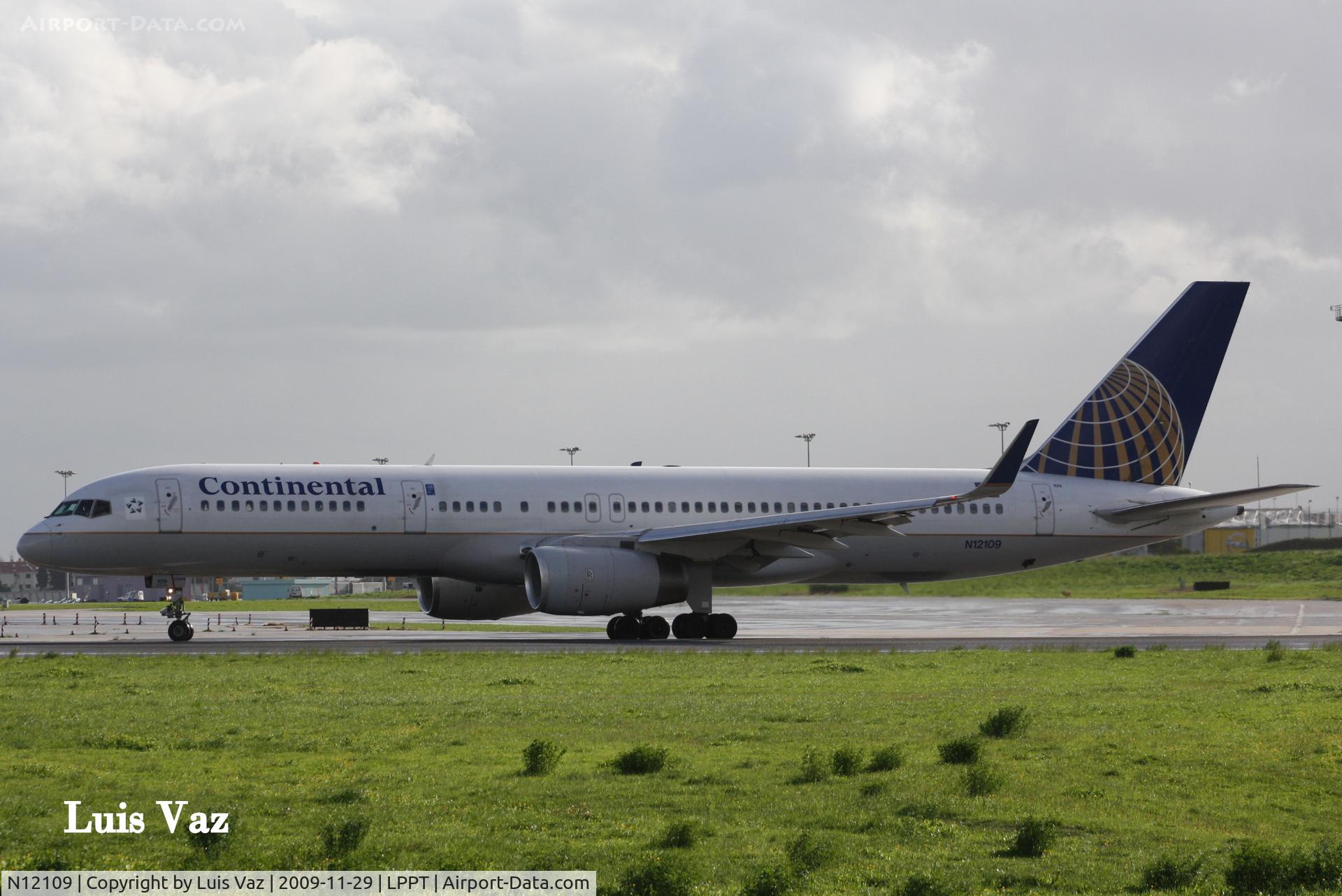 N12109, 1994 Boeing 757-224 C/N 27299, Continental