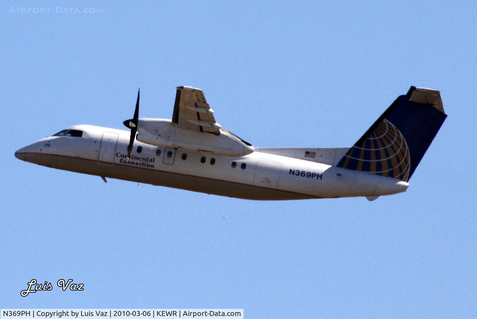 N369PH, 1998 Bombardier DHC-8-202 Dash 8 C/N 513, Continental Connection
