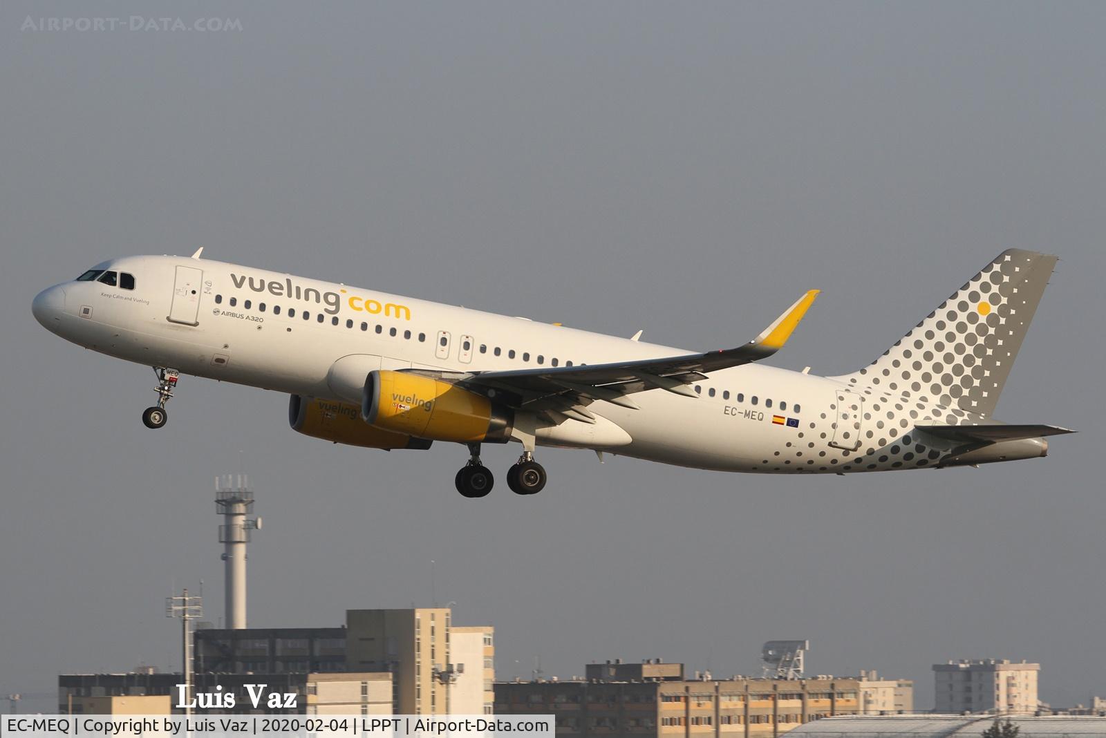 EC-MEQ, 2015 Airbus A320-232 C/N 6483, vueling