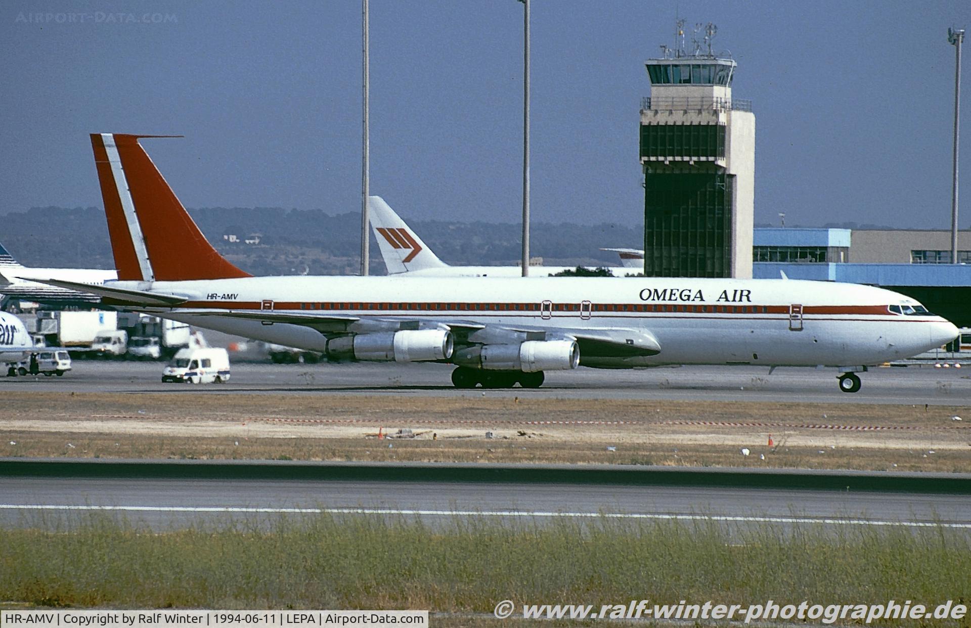 HR-AMV, 1965 Boeing 707-321B C/N 18839, Boeing 707-321B - OE AOW Omega Air - 18839 - HR-AMV - 11.06.1994 - LEPA