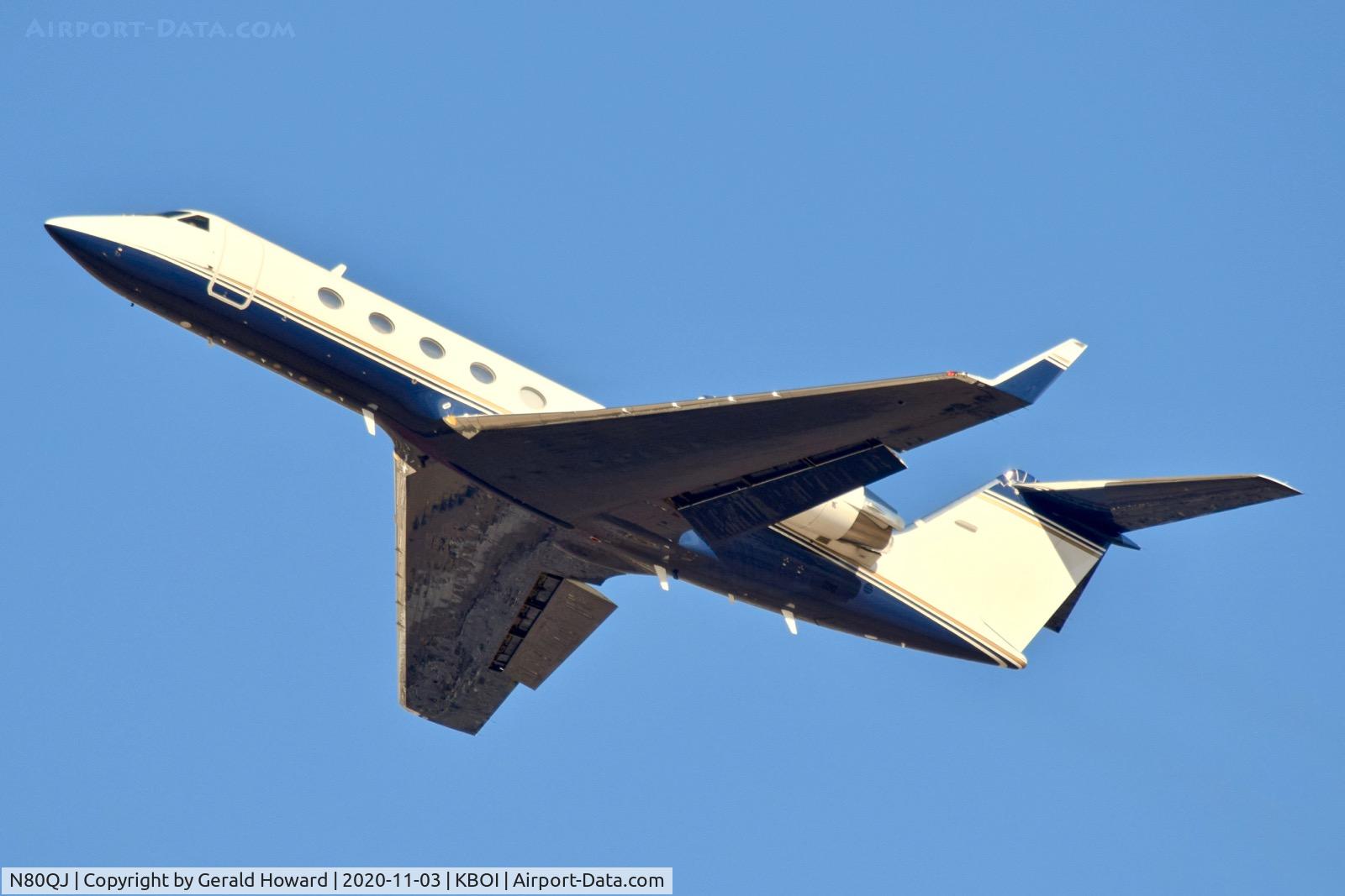 N80QJ, 1998 Gulfstream Aerospace G-IV C/N 1333, Departing BOI.
