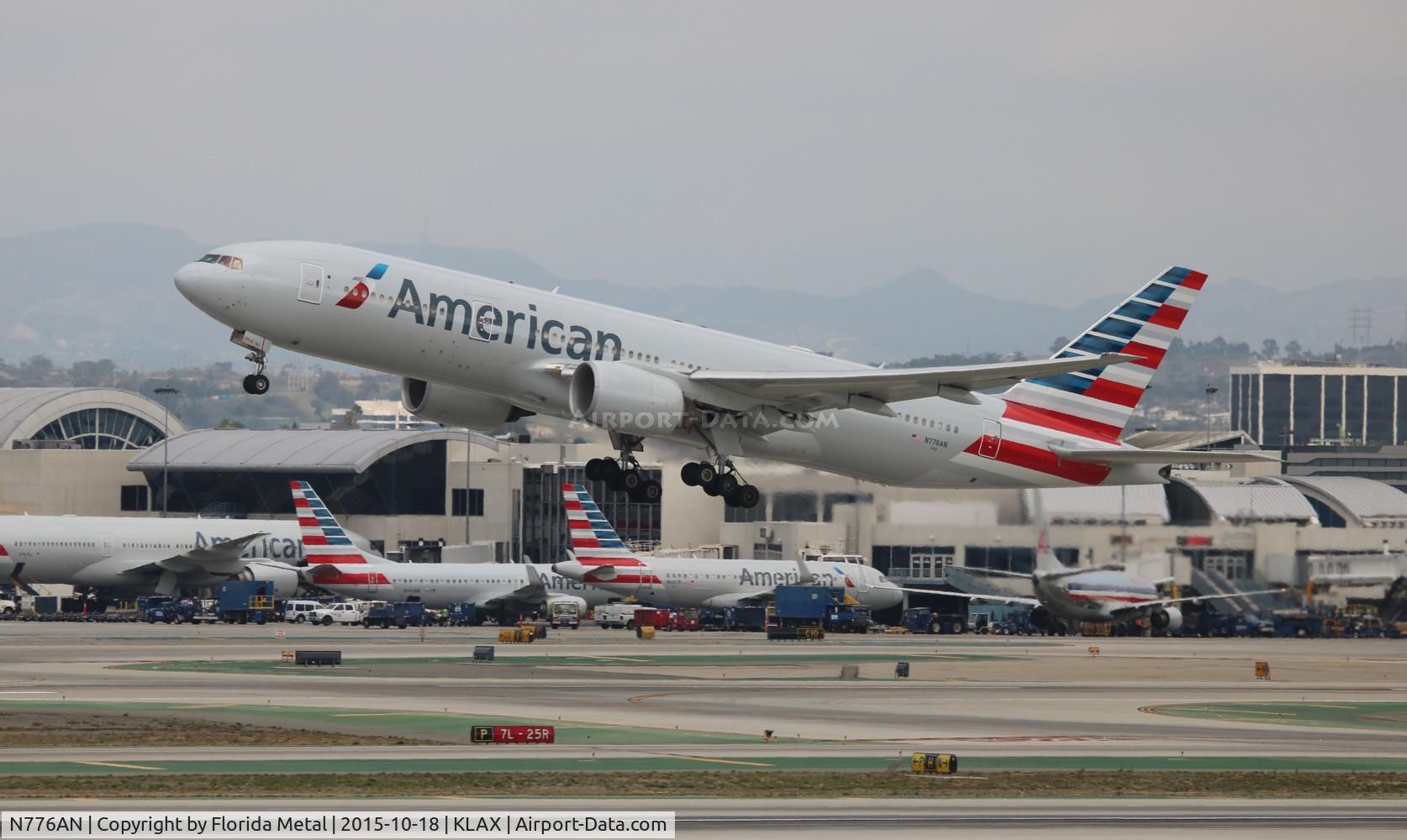 N776AN, 1999 Boeing 777-223 C/N 29582, LAX spotting 2015