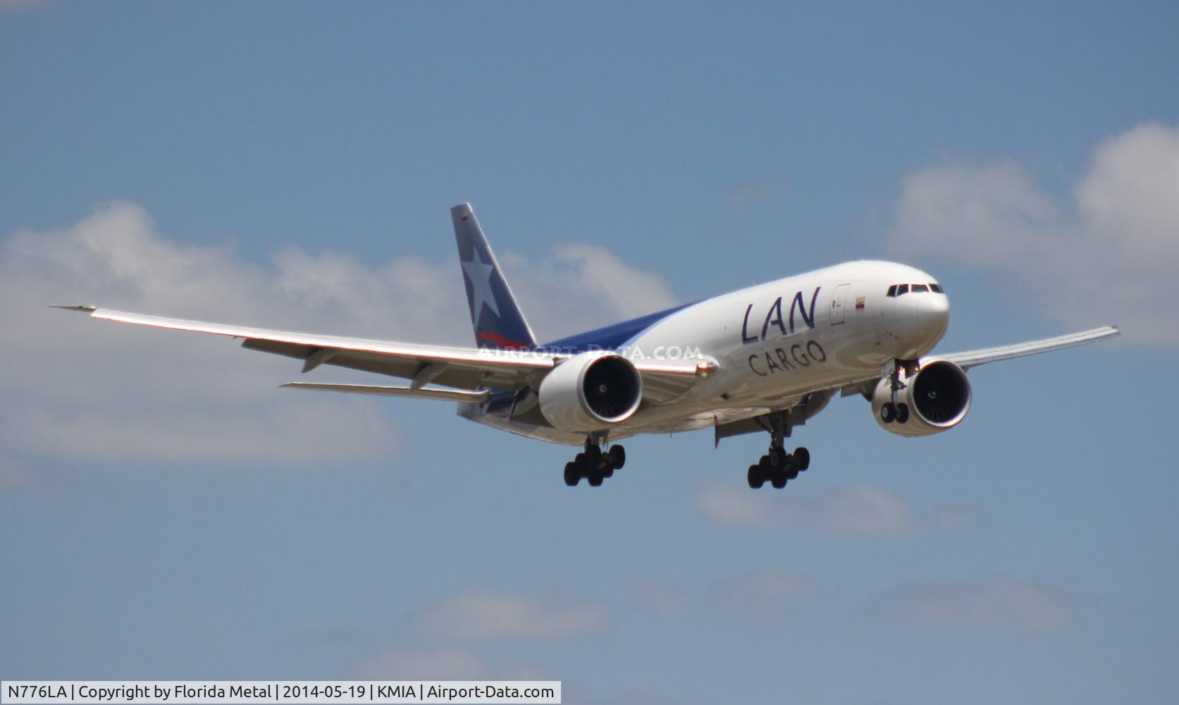 N776LA, 2012 Boeing 777-F16 C/N 38091, MIA spotting 2014