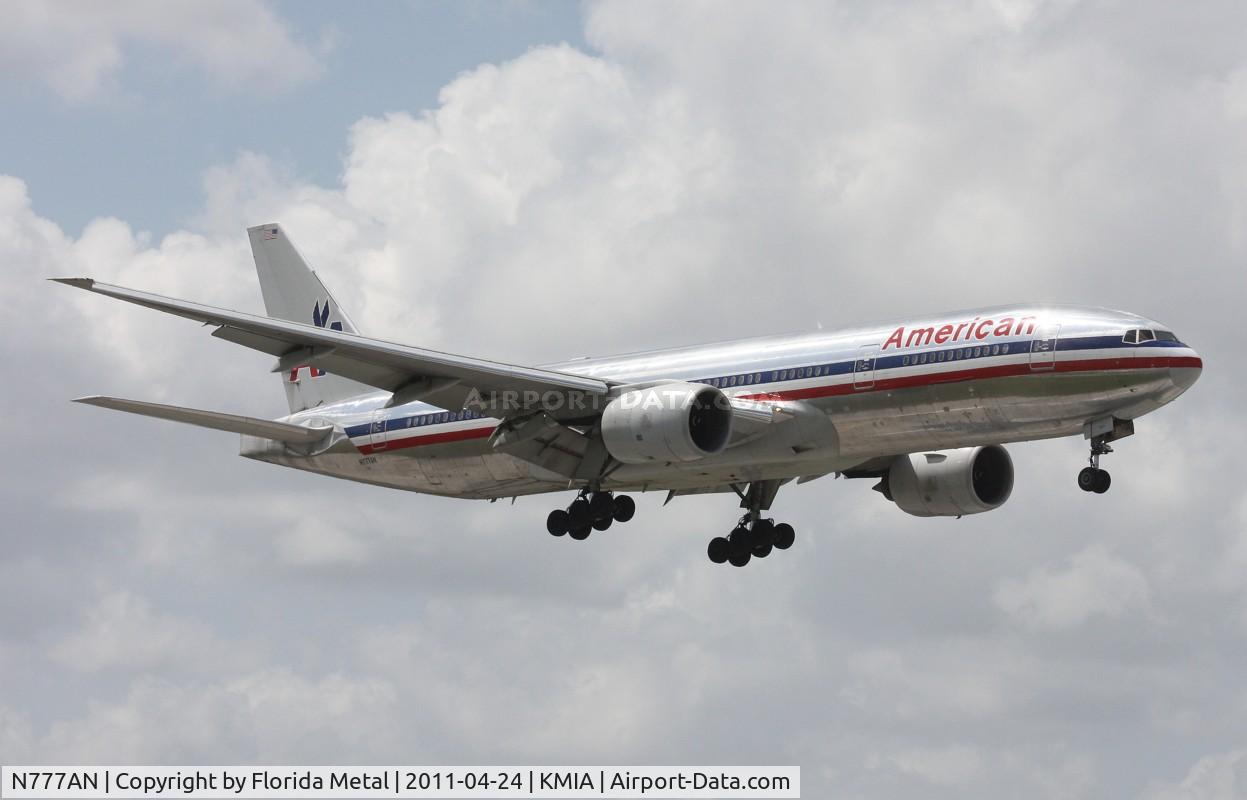 N777AN, 1999 Boeing 777-223 C/N 29585, MIA spotting 2011