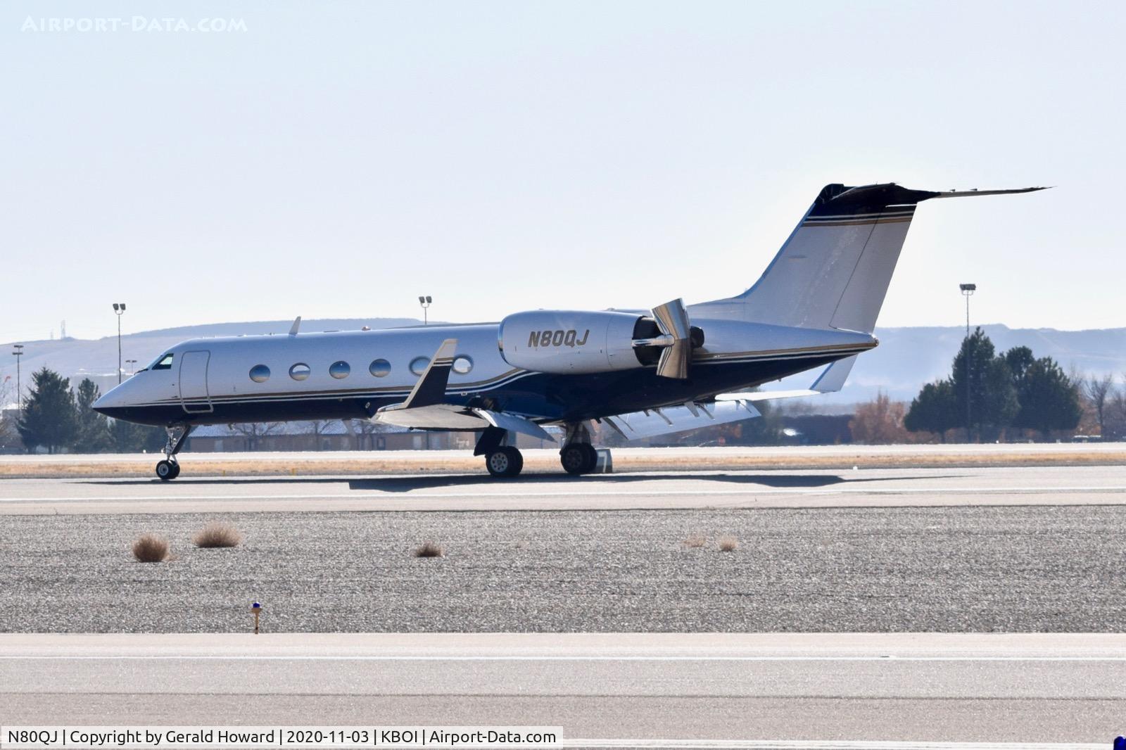 N80QJ, 1998 Gulfstream Aerospace G-IV C/N 1333, Landing 10L.