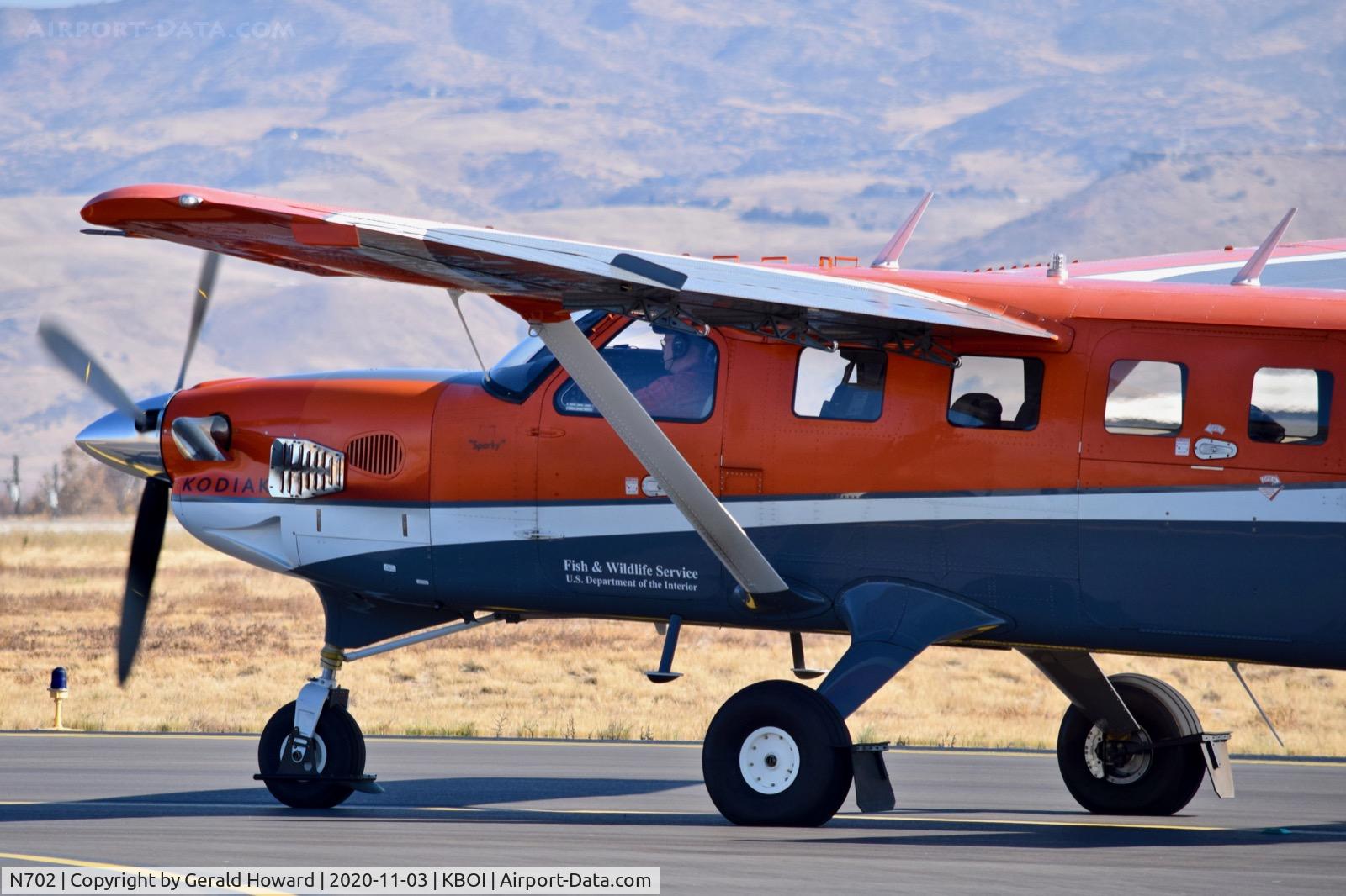 N702, 2010 Quest Kodiak 100 C/N 100-0035, Waiting on Juliet.