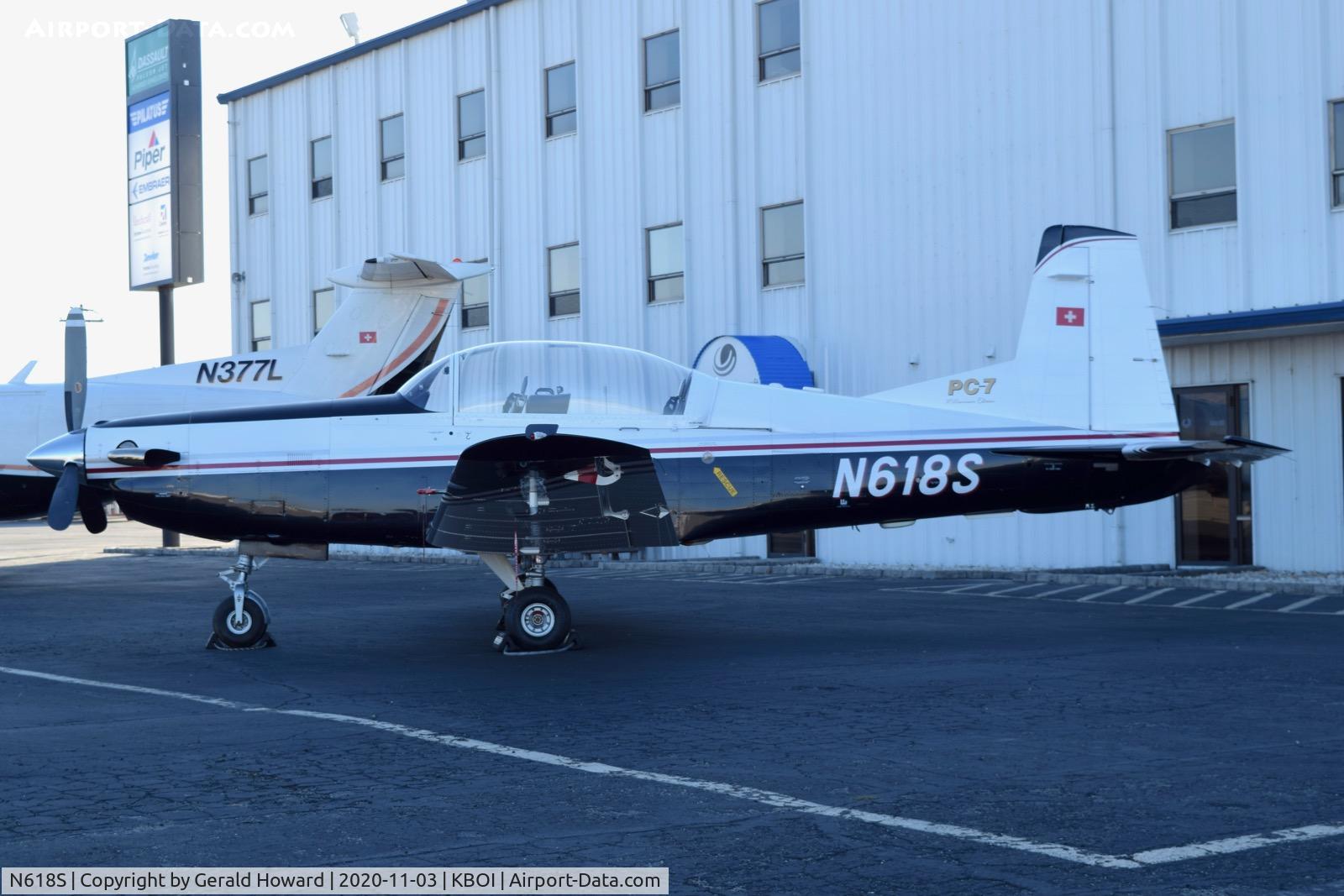 N618S, 2000 Pilatus PC-7 C/N 618, Parked on south GA ramp.