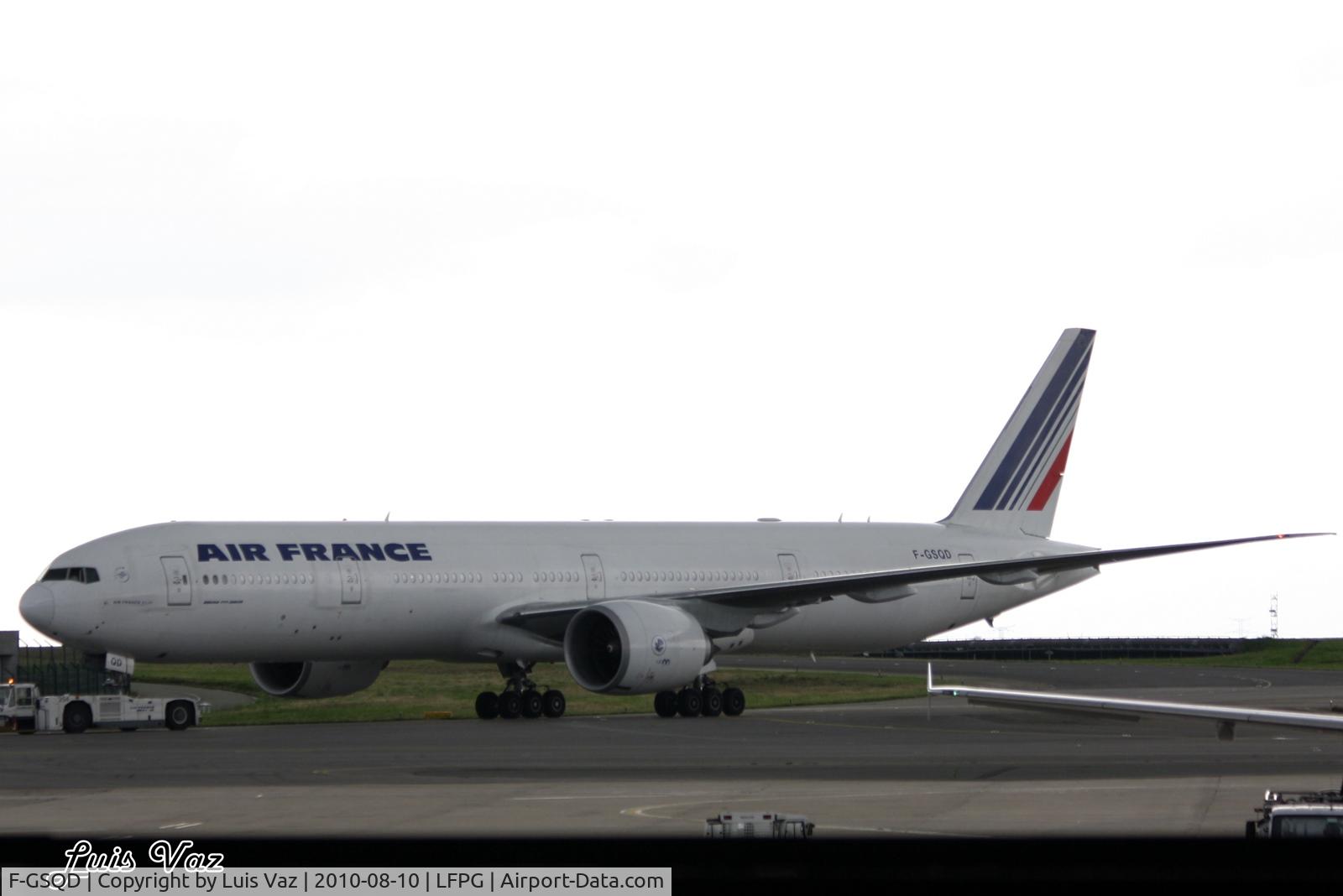 F-GSQD, 2004 Boeing 777-328/ER C/N 32726, Air France