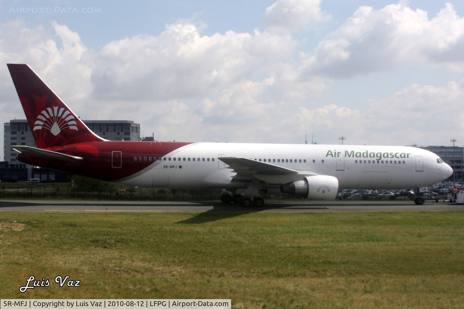 5R-MFJ, 1992 Boeing 767-3Y0/ER C/N 26200, Air Madagascar