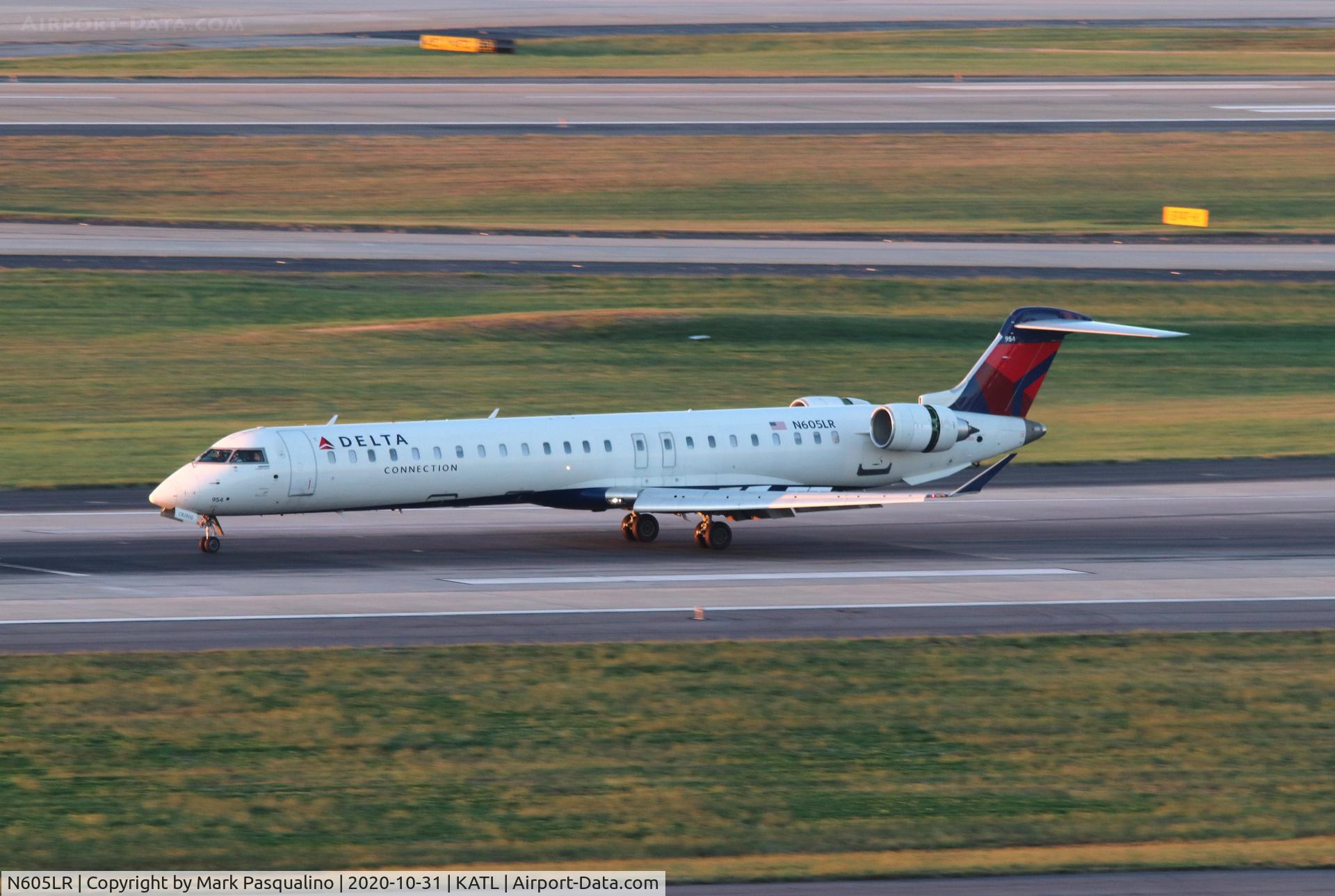 N605LR, 2008 Bombardier CRJ-900ER (CL-600-2D24) C/N 15160, CL-600-2D24