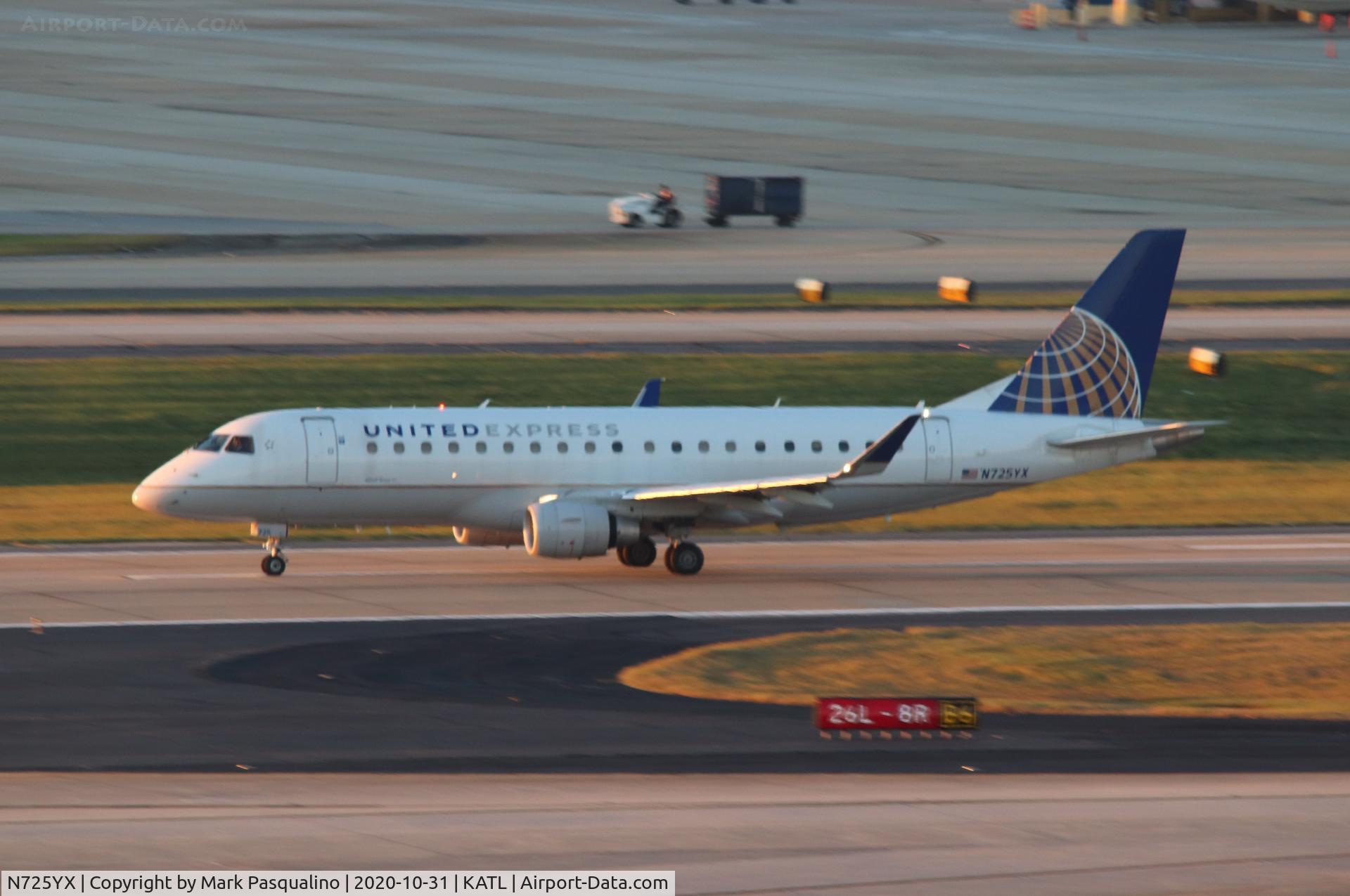 N725YX, 2015 Embraer 175LR (ERJ-170-200LR) C/N 17000506, ERJ-170-200LR