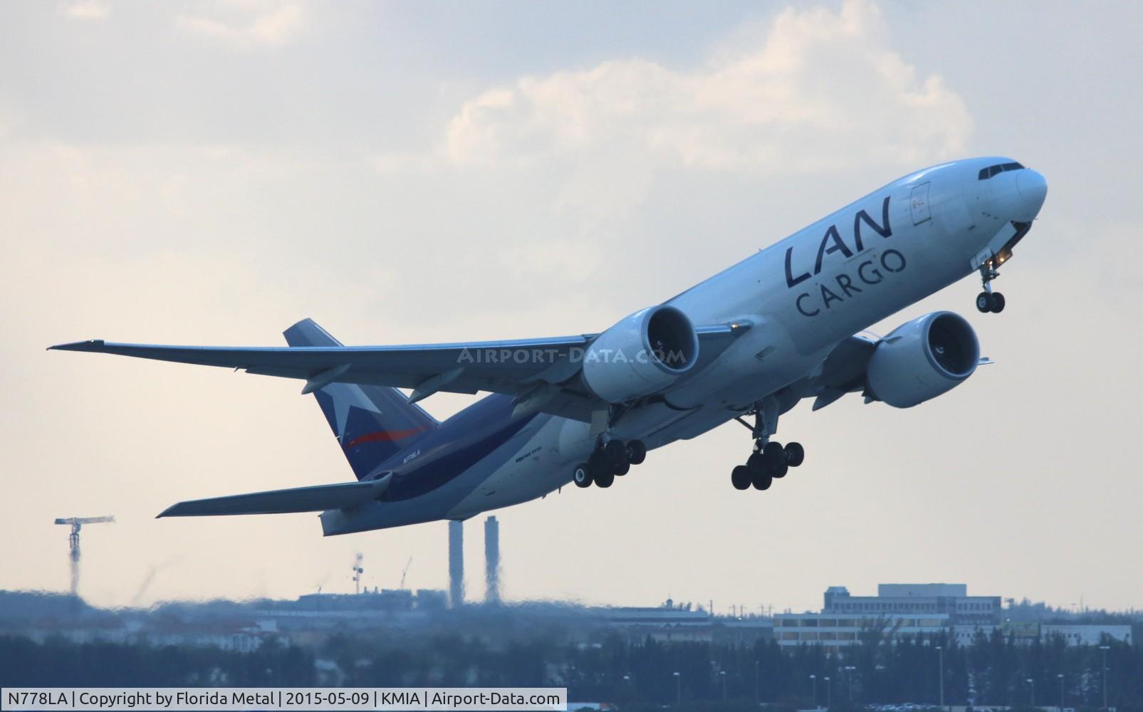 N778LA, 2012 Boeing 777-F6N C/N 41518, MIA spotting 2015