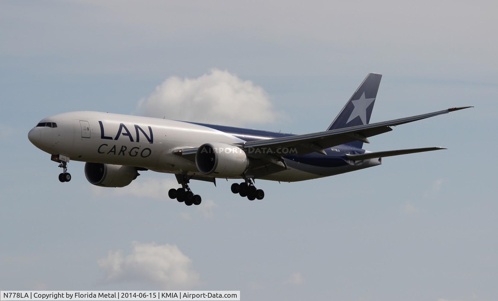 N778LA, 2012 Boeing 777-F6N C/N 41518, MIA spotting 2014