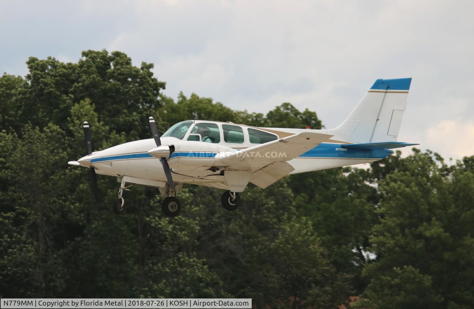 N779MM, 1963 Beech 95-A55 Baron C/N TC-470, EAA OSH 2018