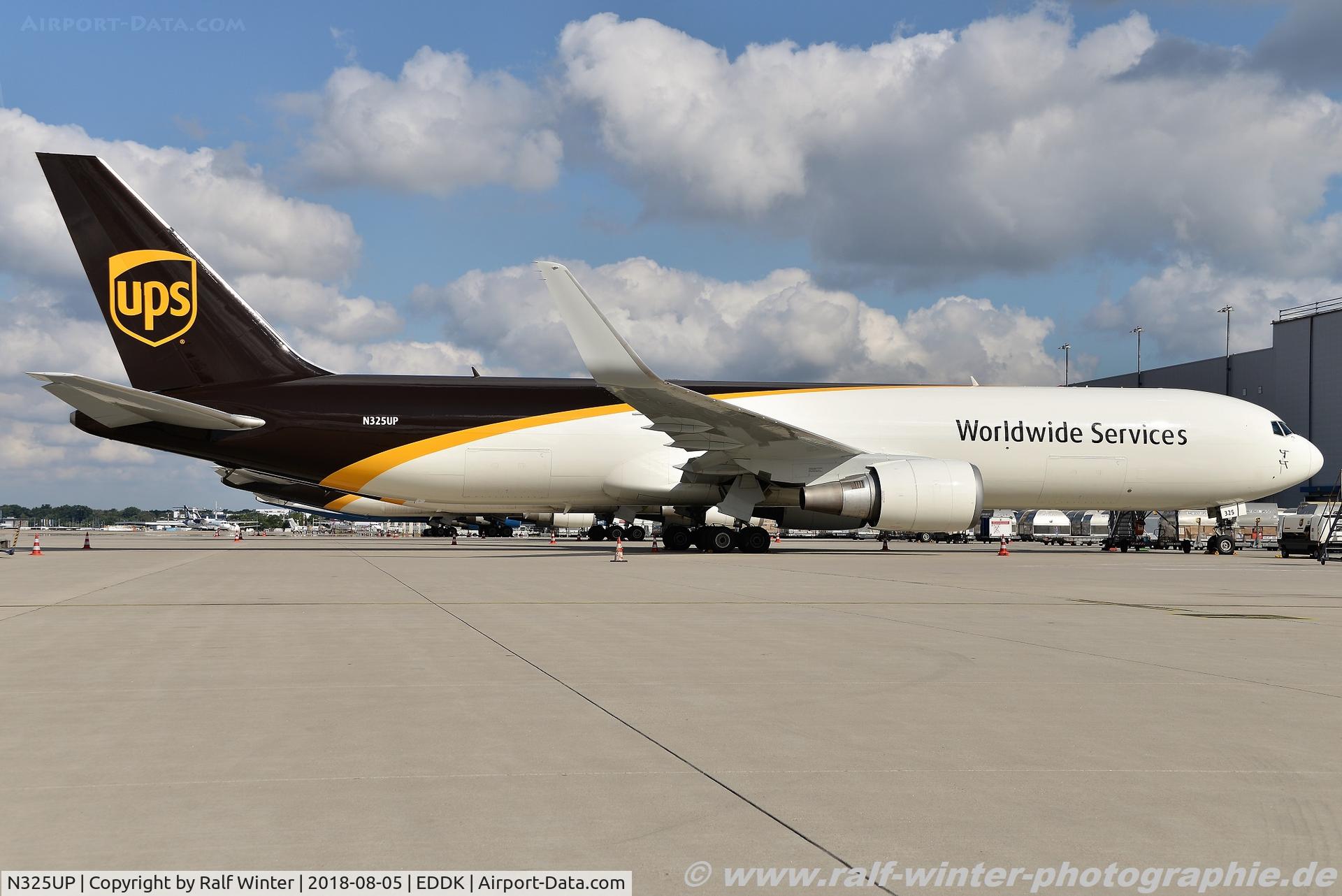 N325UP, 1998 Boeing 767-34AF C/N 27751, Boeing 767-34AF - 5X UPS United Parcel Service - 27751 - N325UP - 05.08.2018 - CGN