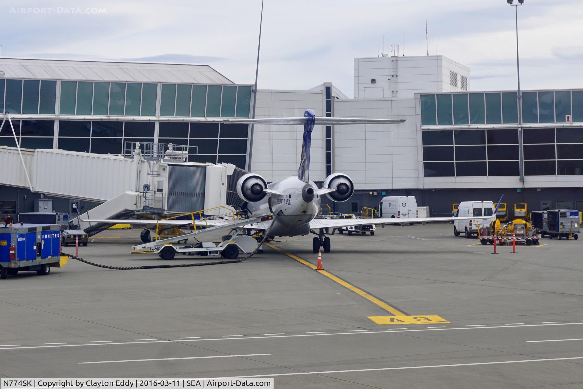 N774SK, 2006 Canadair CL-600-2C10 Regional Jet CRJ-700 C/N 10240, SEA 2016.