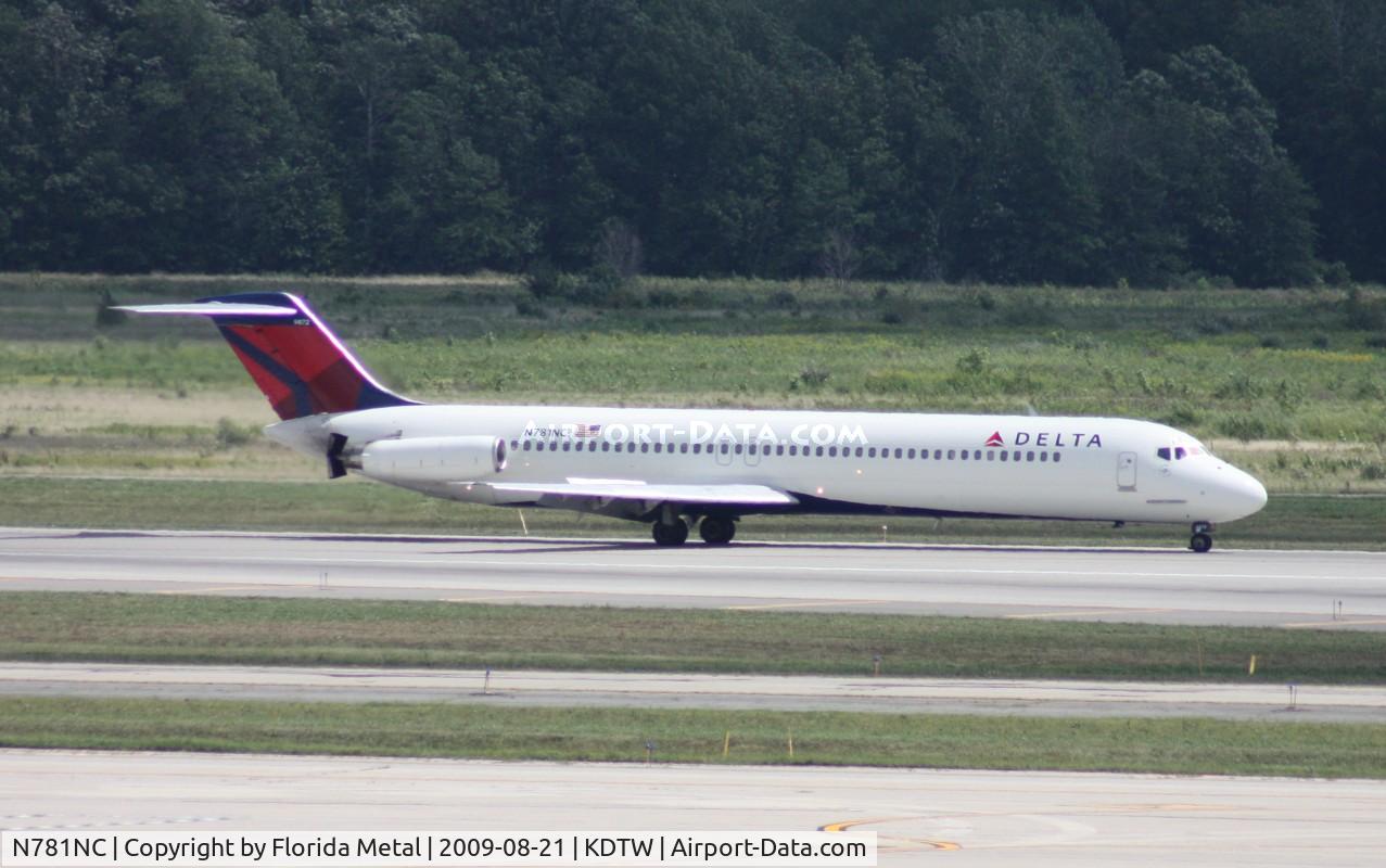 N781NC, 1979 McDonnell Douglas DC-9-51 C/N 48121, DTW spotting 2009
