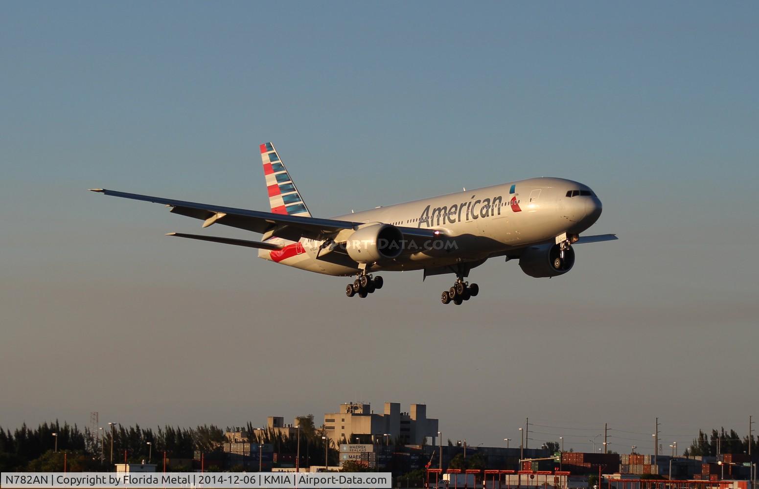 N782AN, 2000 Boeing 777-223 C/N 30003, MIA spotting 2014