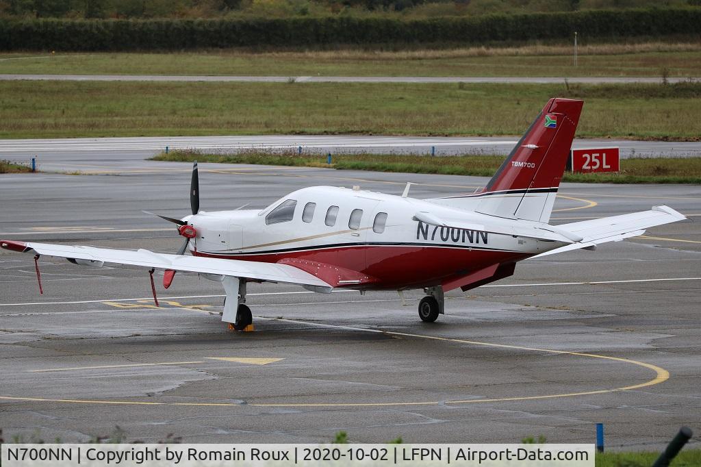 N700NN, Socata TBM-700A C/N 135, Parked