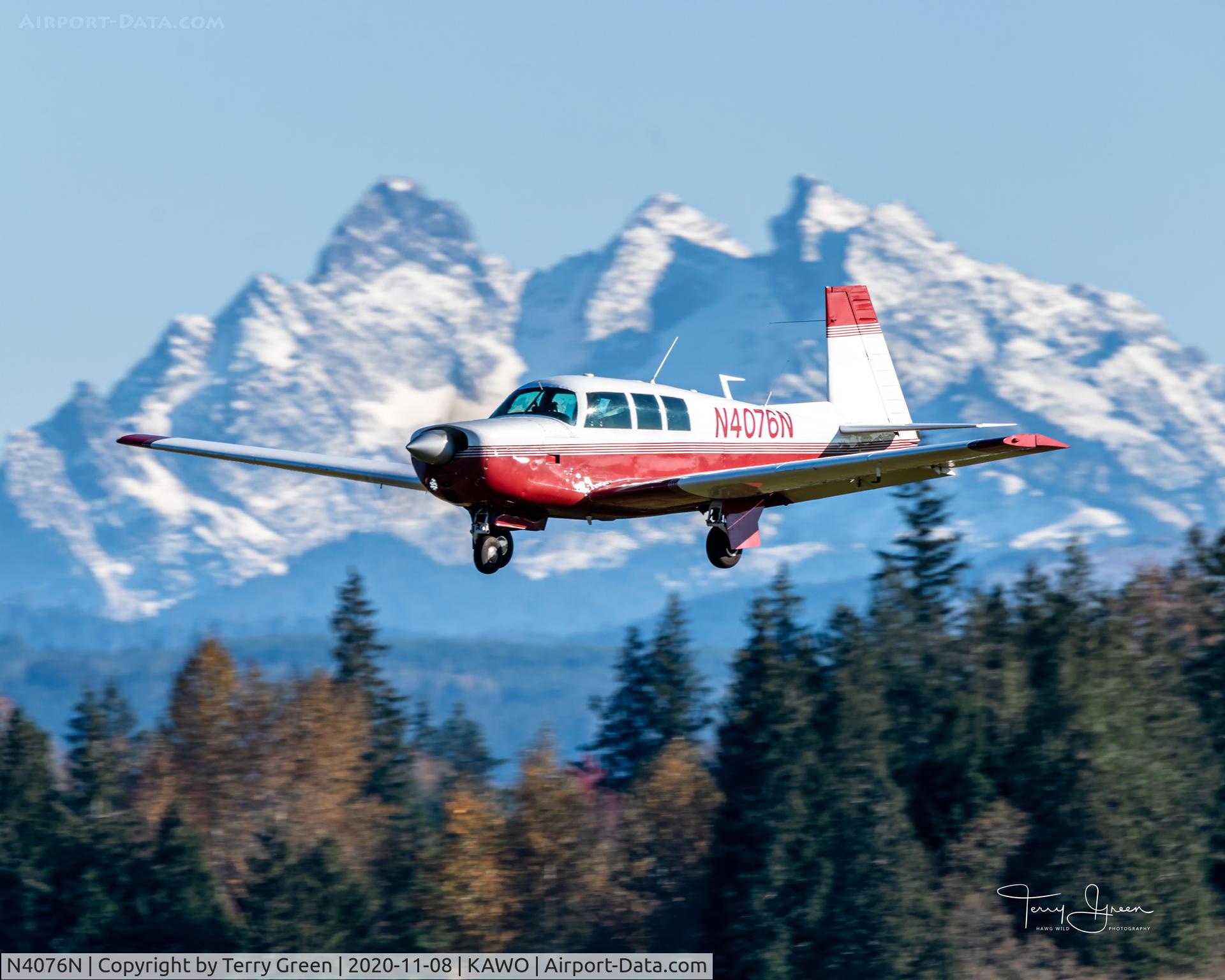 N4076N, 1968 Mooney M20F Executive C/N 680172, KAWO