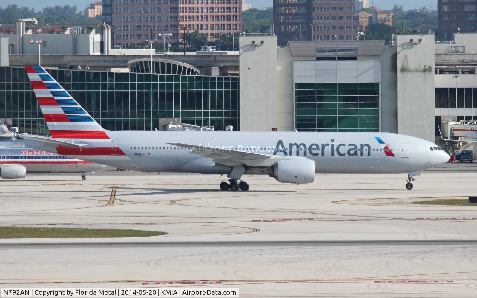 N792AN, 2000 Boeing 777-223 C/N 30253, MIA spotting 2014