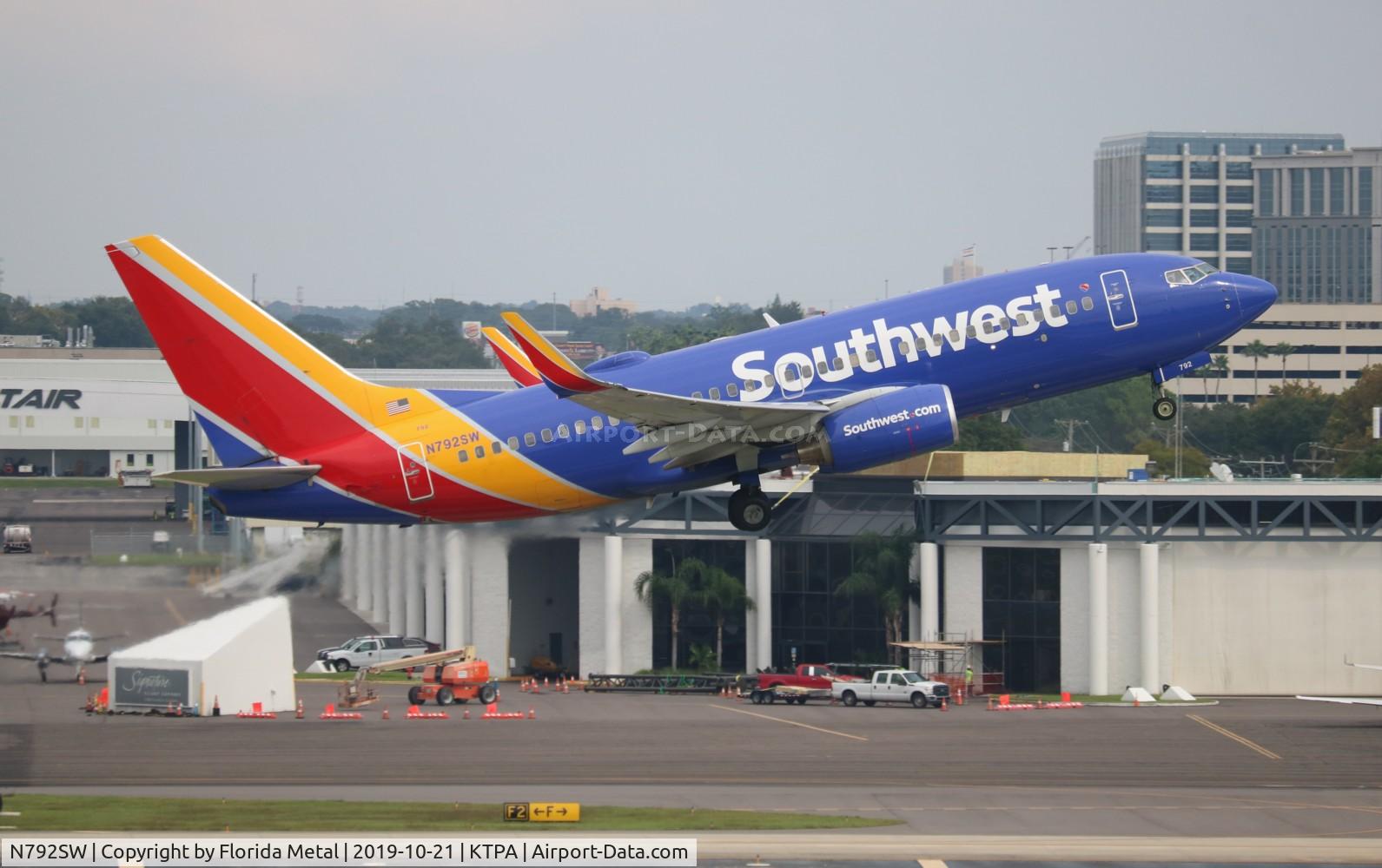 N792SW, 2000 Boeing 737-7H4 C/N 27887, TPA spotting 2019