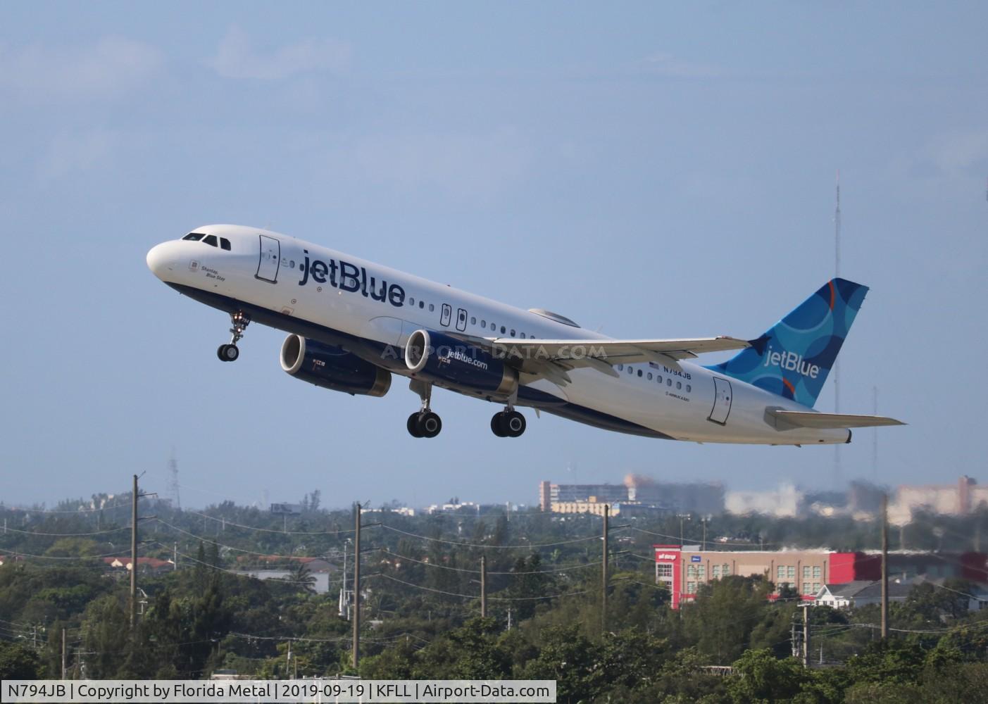 N794JB, 2011 Airbus A320-232 C/N 4904, FLL spotting 2019
