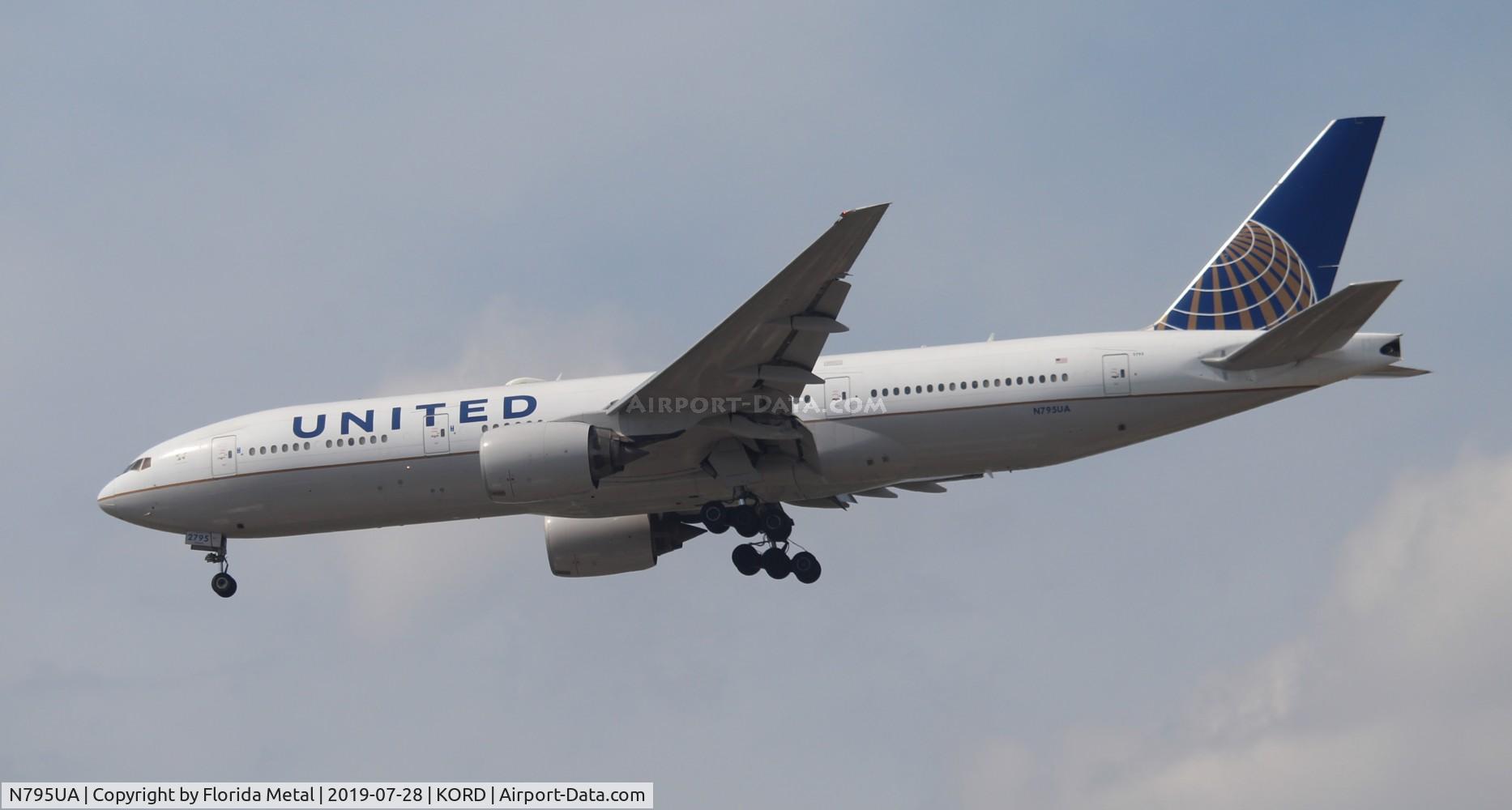 N795UA, 1997 Boeing 777-222 C/N 26927, ORD spotting 2019