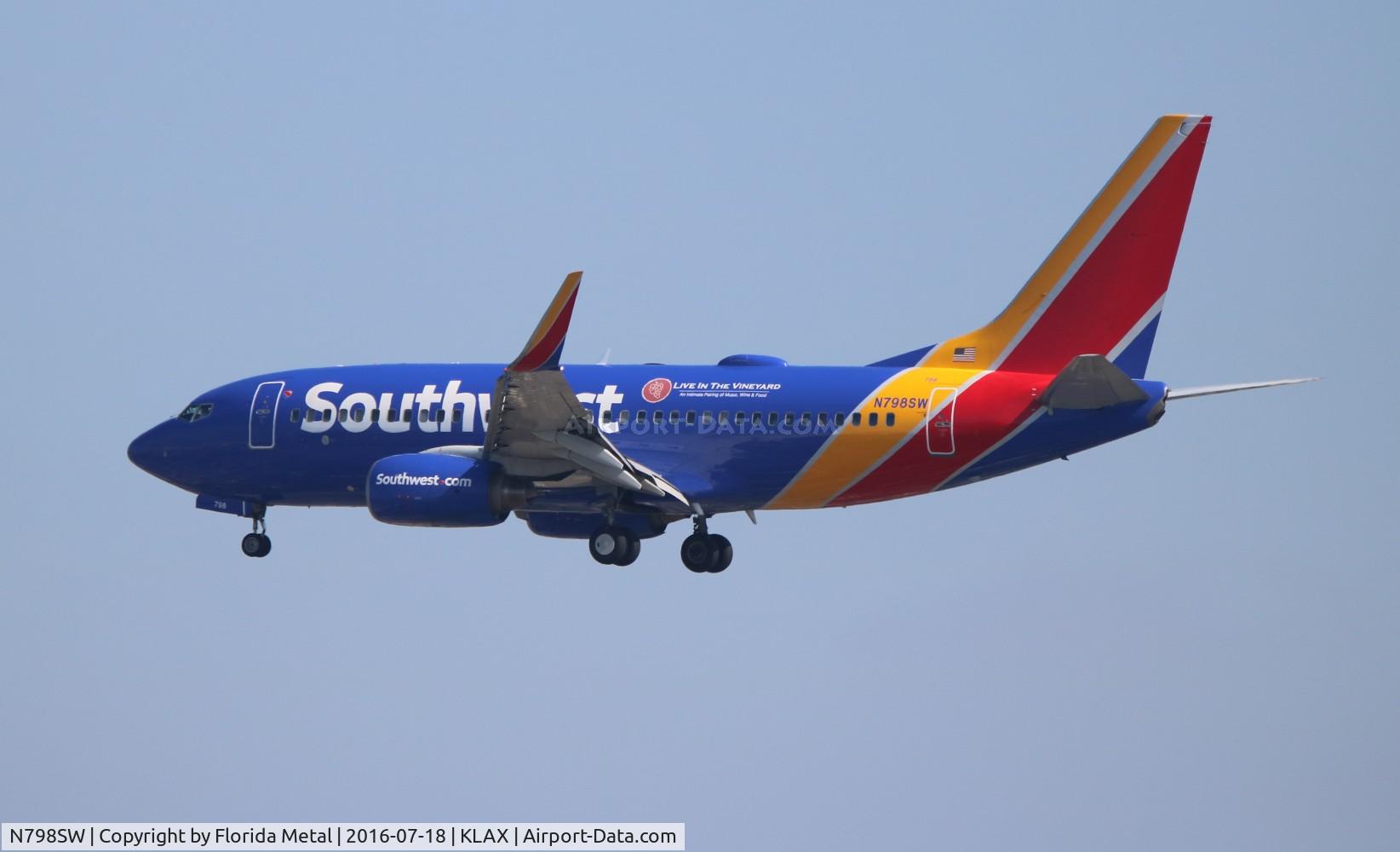 N798SW, 1998 Boeing 737-7AD C/N 28436, LAX Spotting 2016