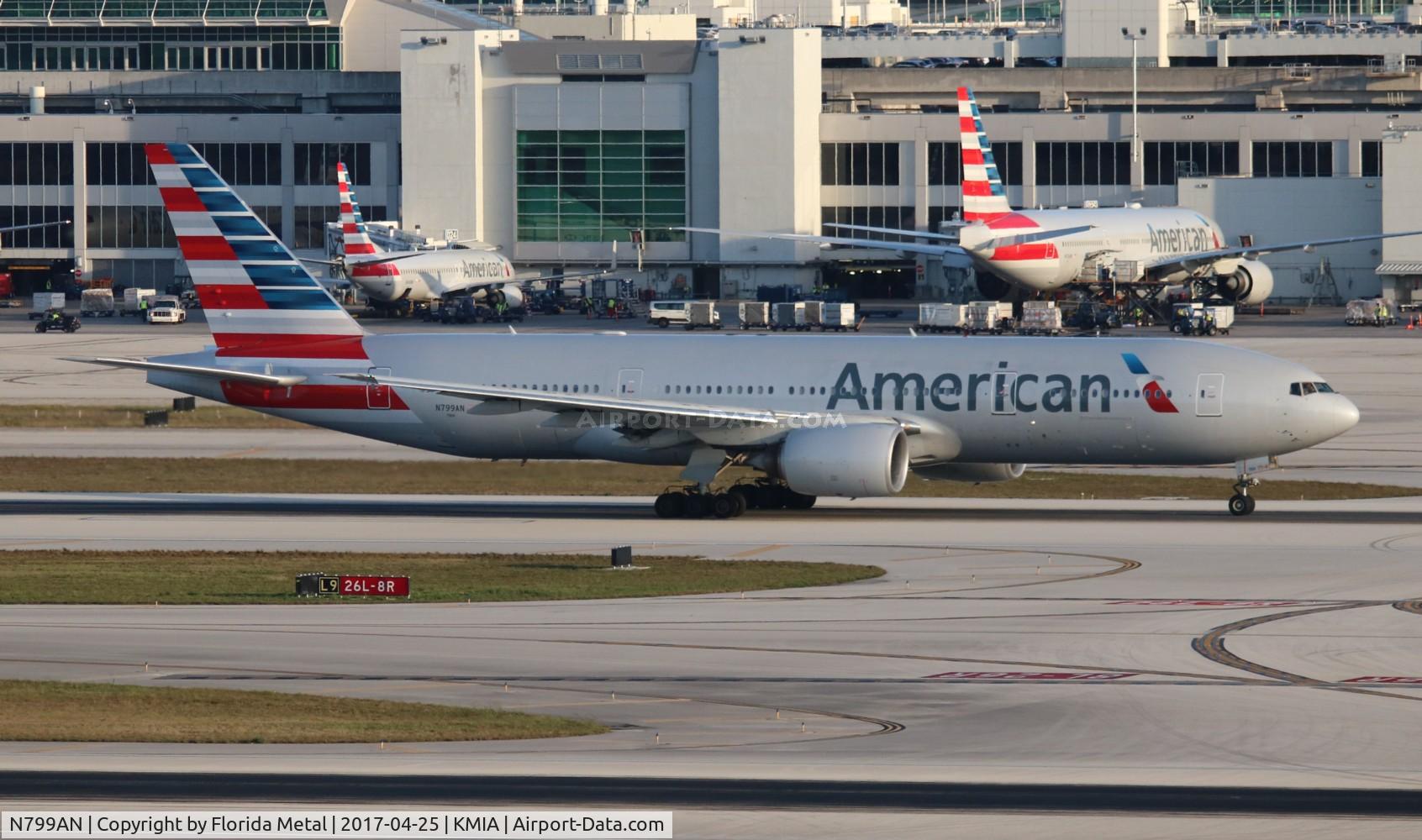 N799AN, 2001 Boeing 777-223 C/N 30258, MIA spotting 2017