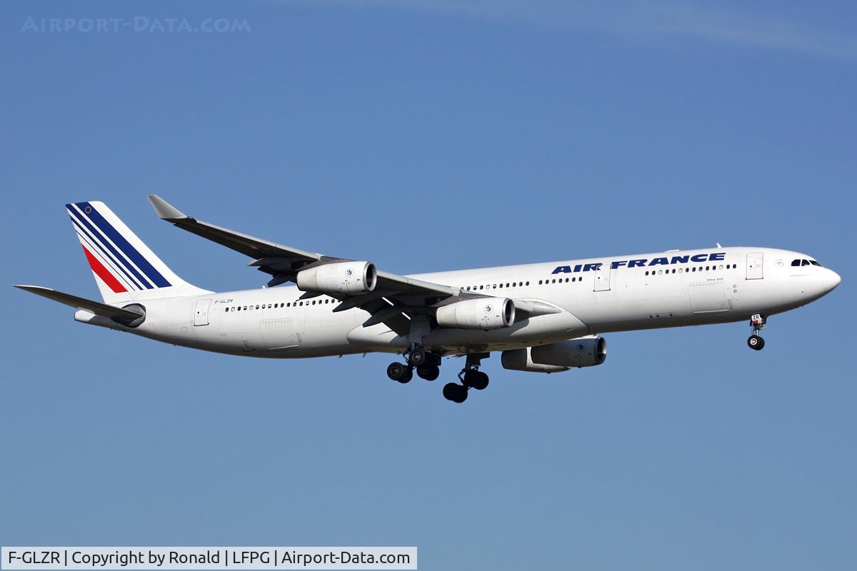 F-GLZR, 1999 Airbus A340-313X C/N 307, at cdg